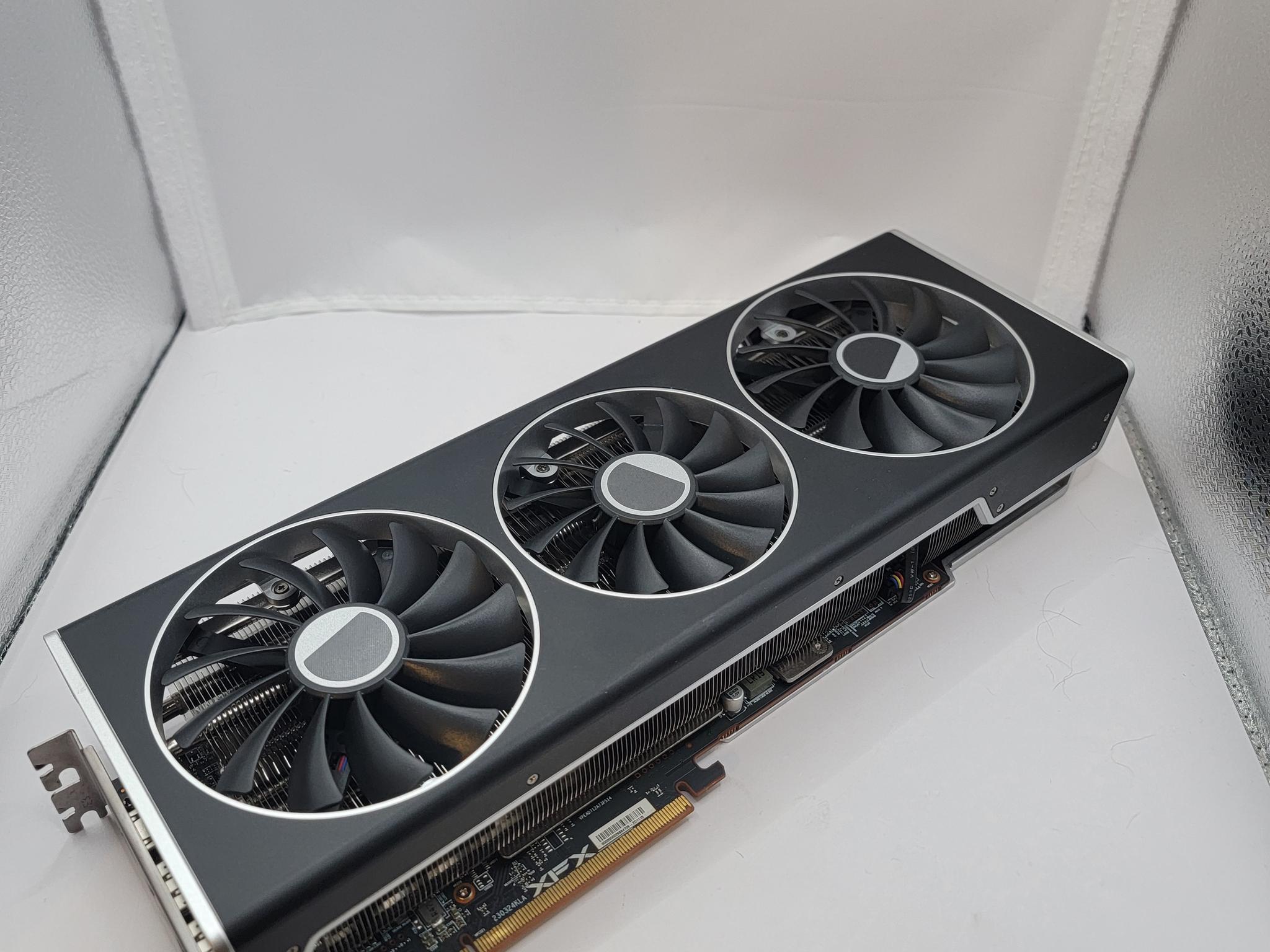 XFX Speedster MERC 319 Radeon RX 7800 XT Black Edition 16GB GDDR6 Graphics Card