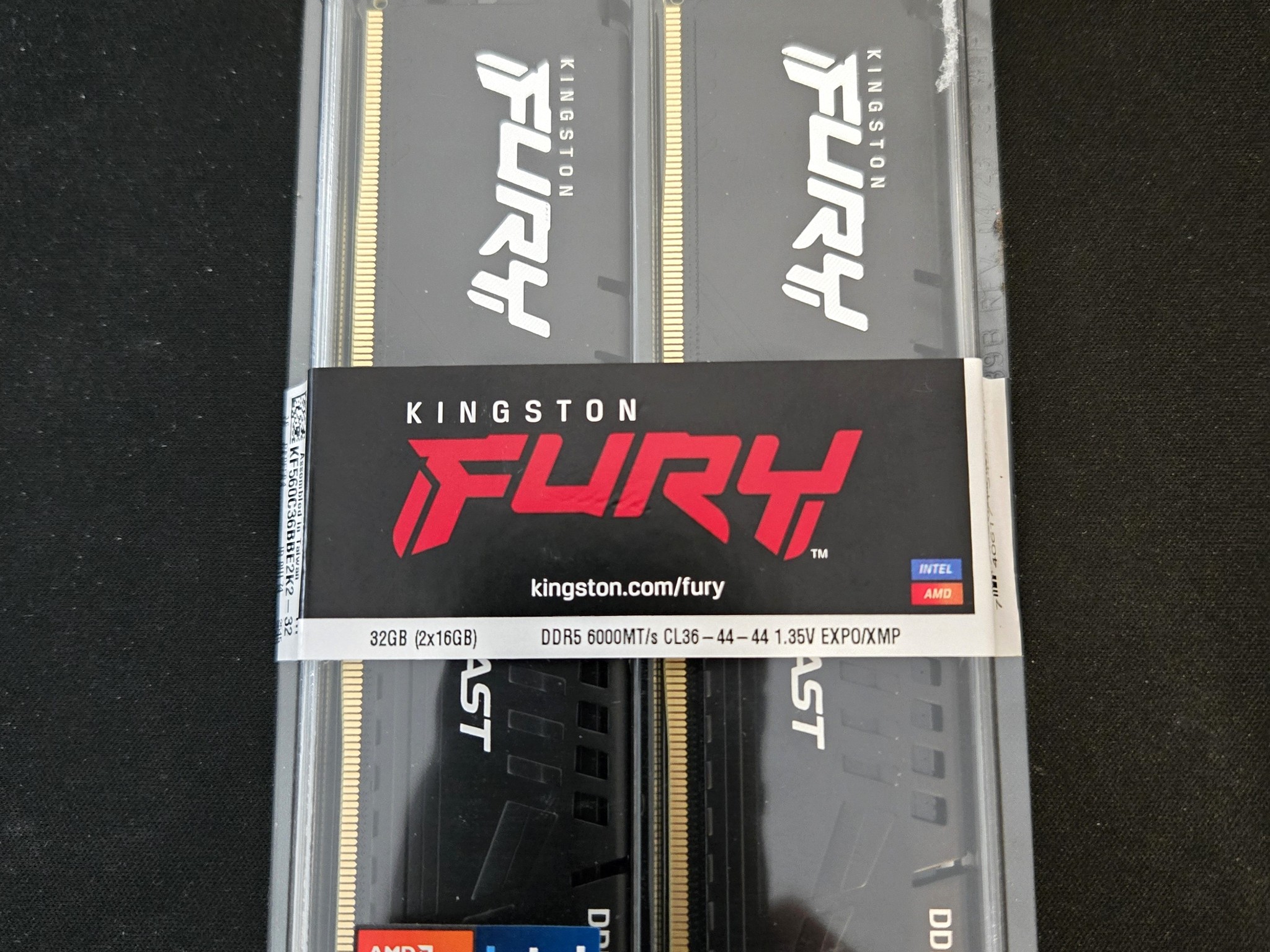 *Brand New In Box* 32gb (2x16) 6000MT/s Kingston Fury DDR5
