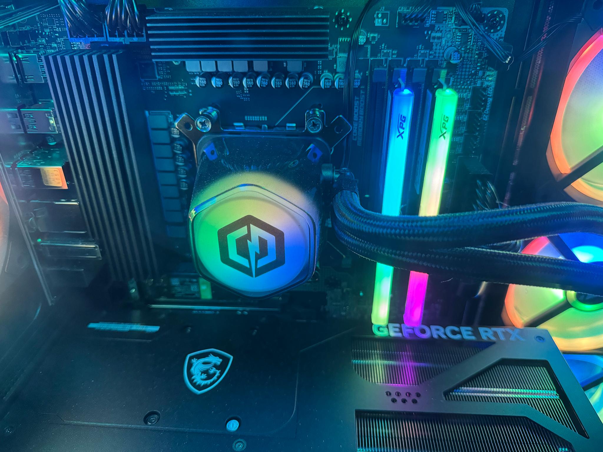 [CyberPowerPC SLC7700WS] | Ryzen 7 9800X3D | RTX 5070 Ti (16GB) | 32GB DDR5 | 2TB NVMe
