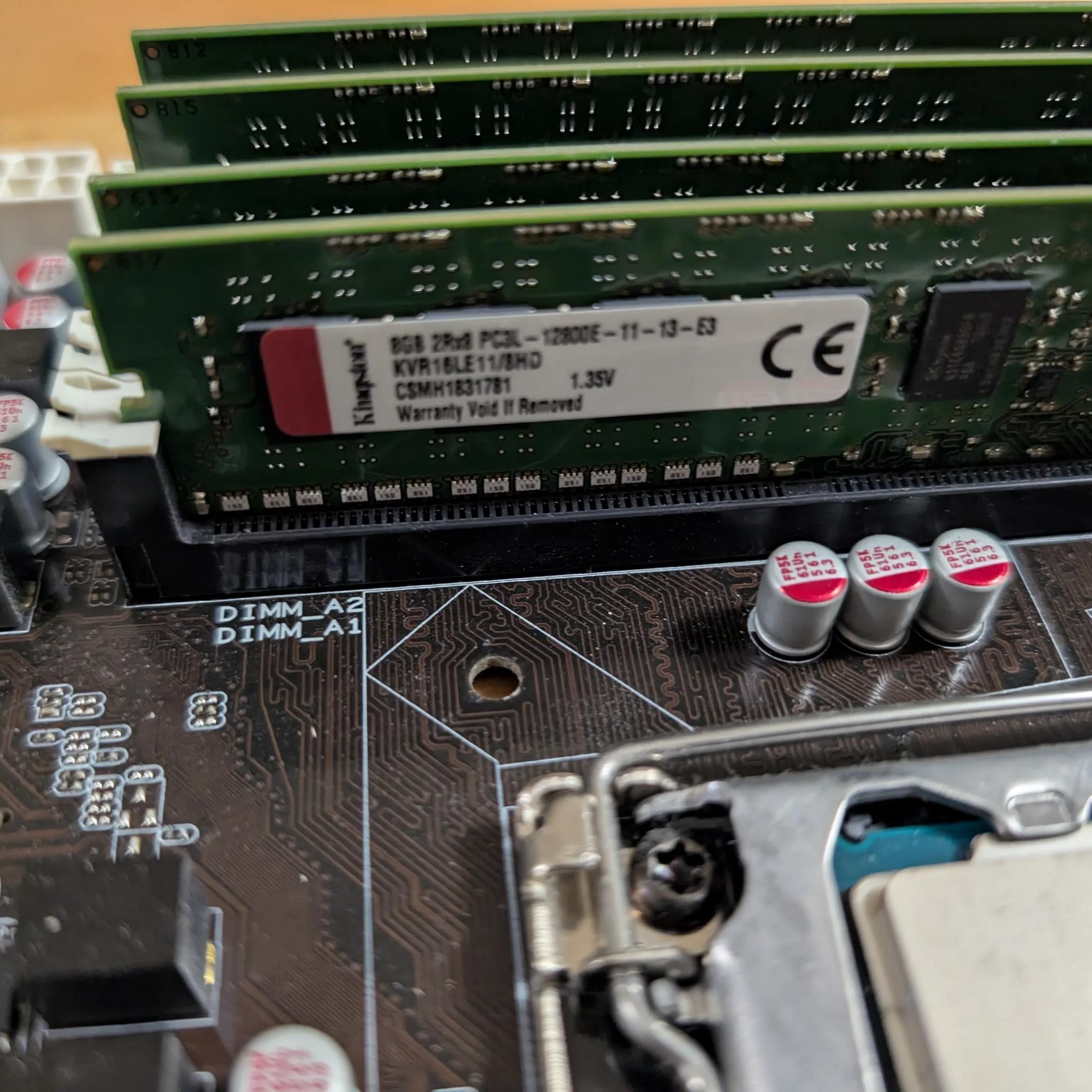 Asus P9D-MV + Xeon 1241 V3 + 32GB DDR3