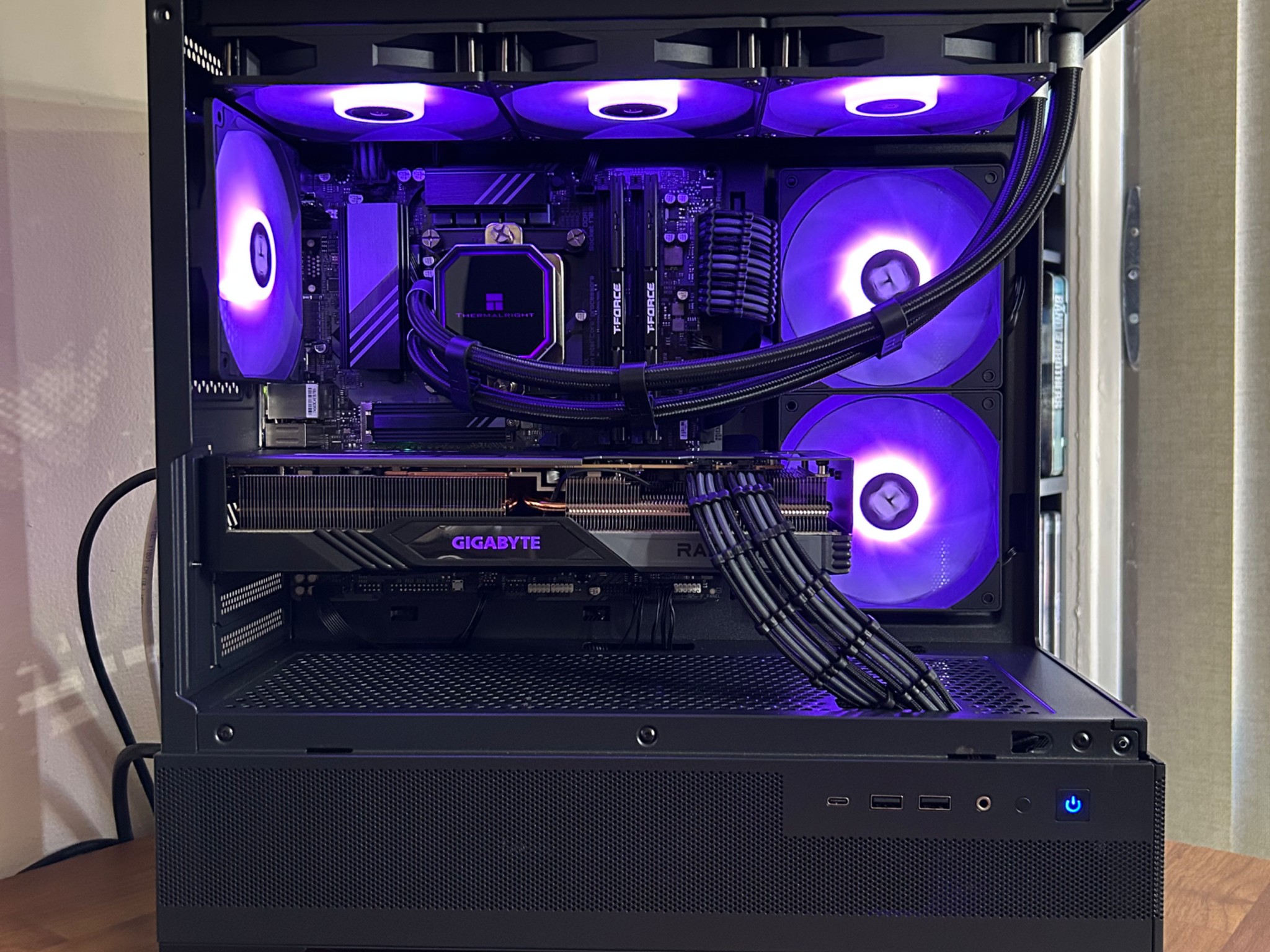 *SALE* RX 7800XT 16GB | Intel i5 13400F | DDR5 6400MT/s | 1TB SSD | The Officer Elite RX