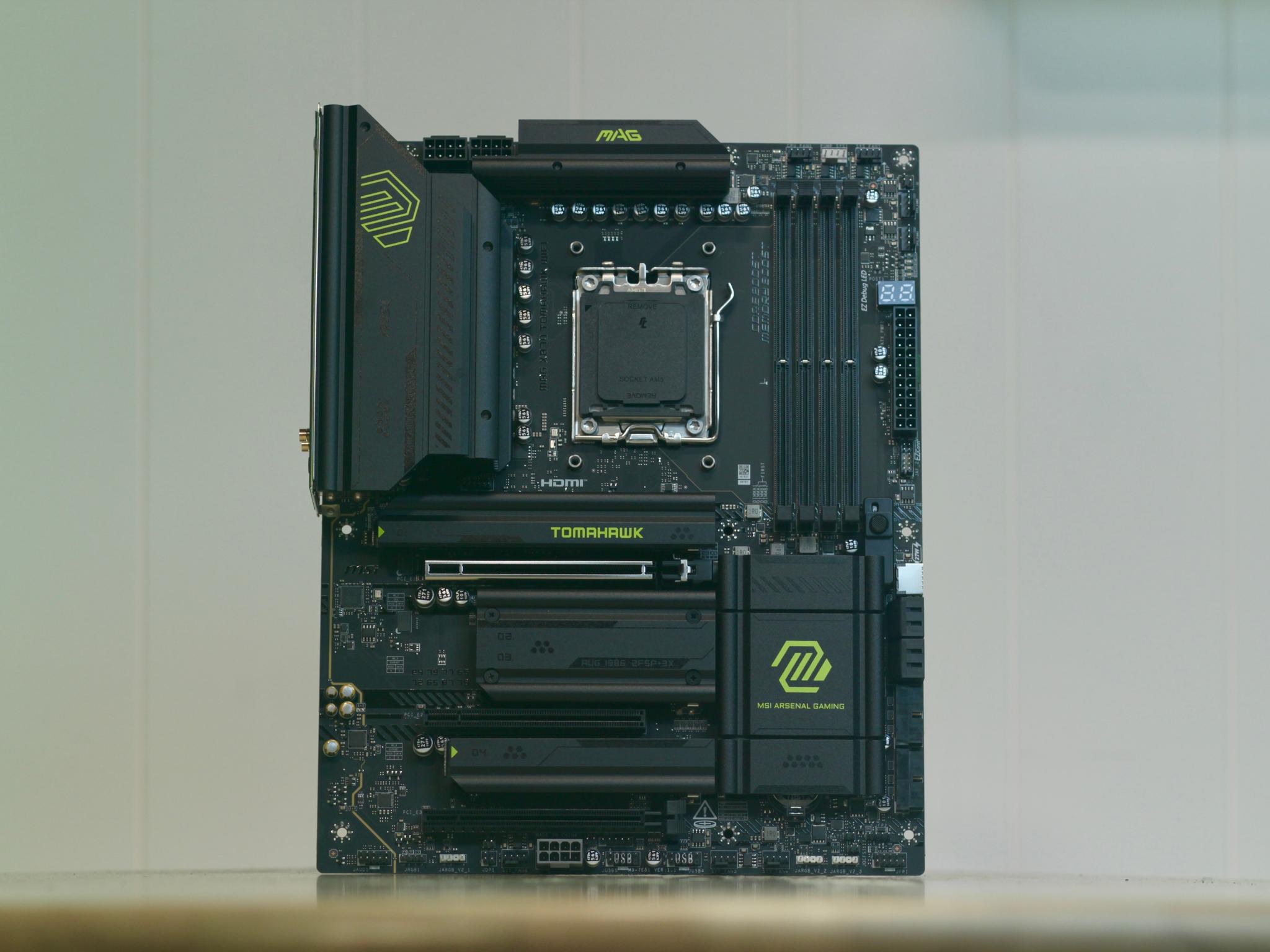 MSI MAG X870 TOMAHAWK WIFI