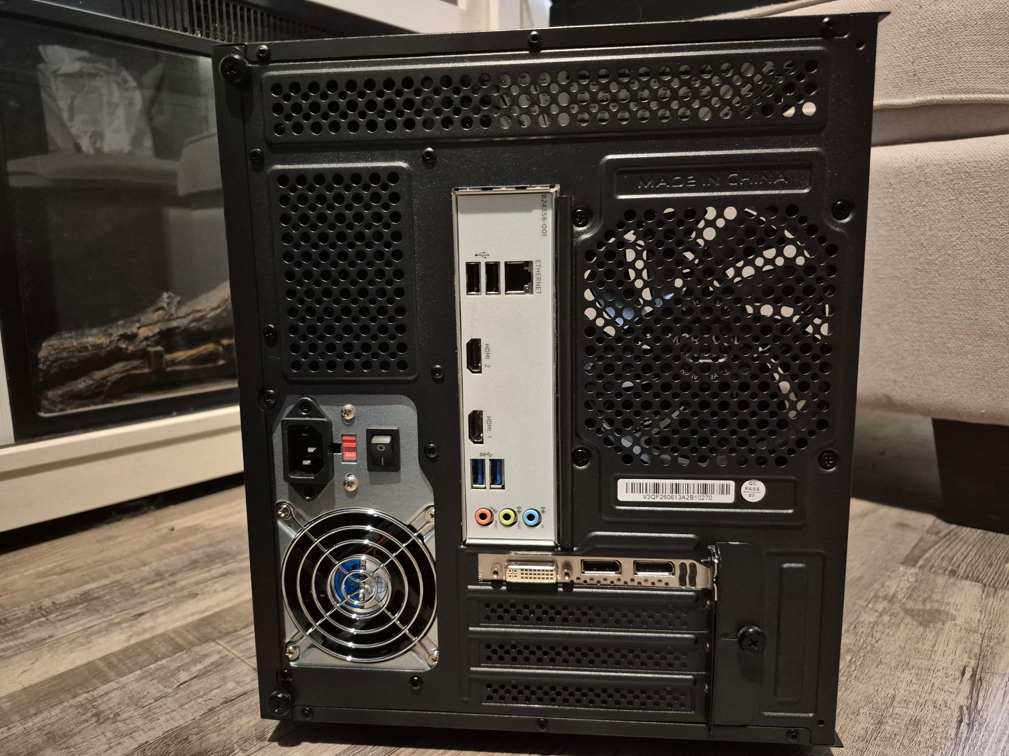 Subtle Cube | Fortnite/Roblox Gaming PC | i5-7400, Quadro K2200 4GB, 512GB SSD