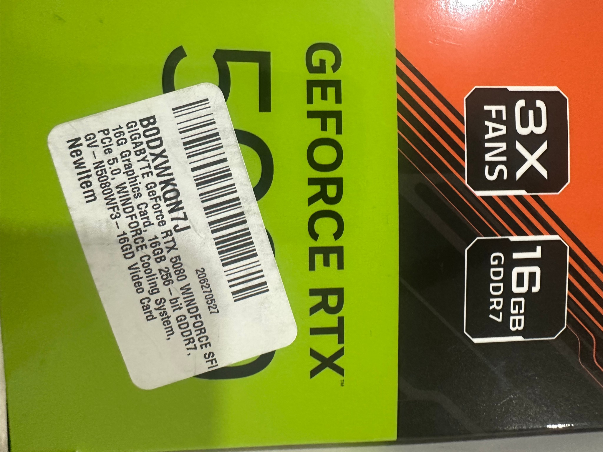 GIGABYTE GeForce RTX 5080 WINDFORCE SFF 16G