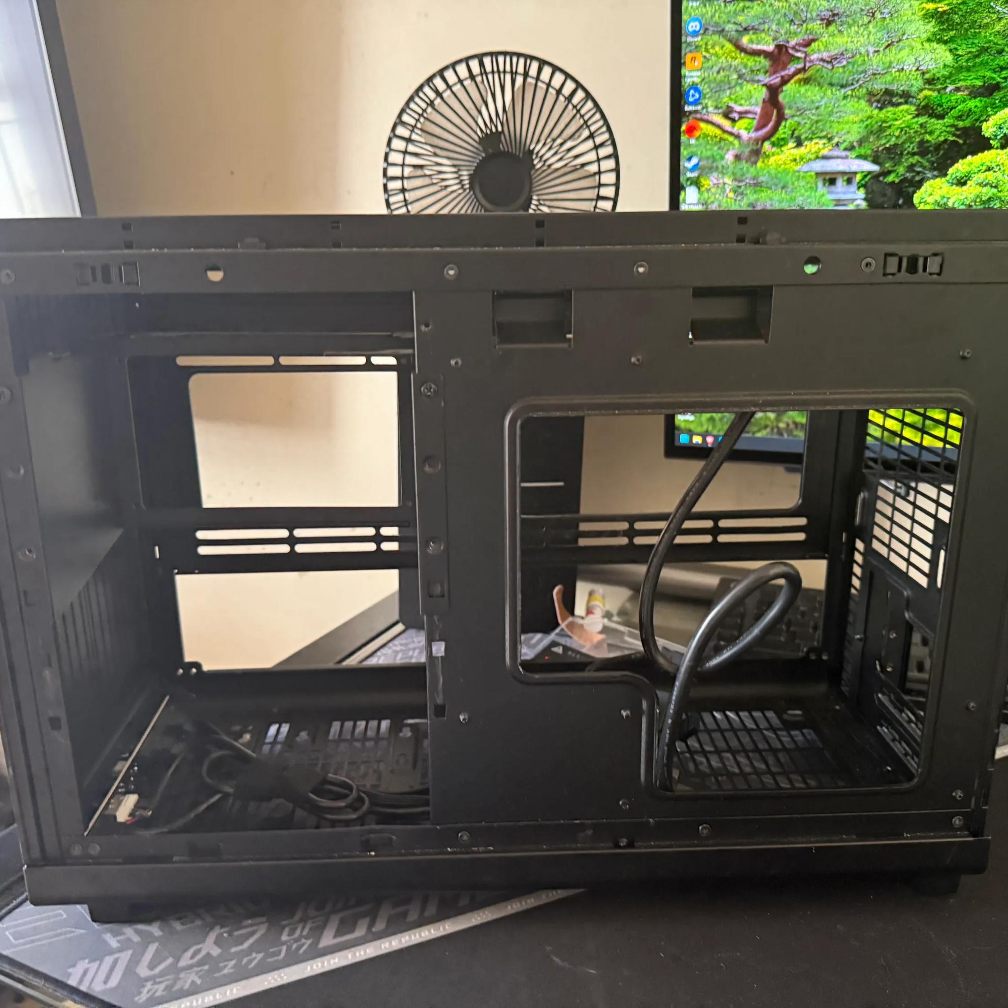 🖤 LIAN LI A3-mATX-X Black SPCC M-ATX / ITX Computer Case – Compact Power, Premium Style