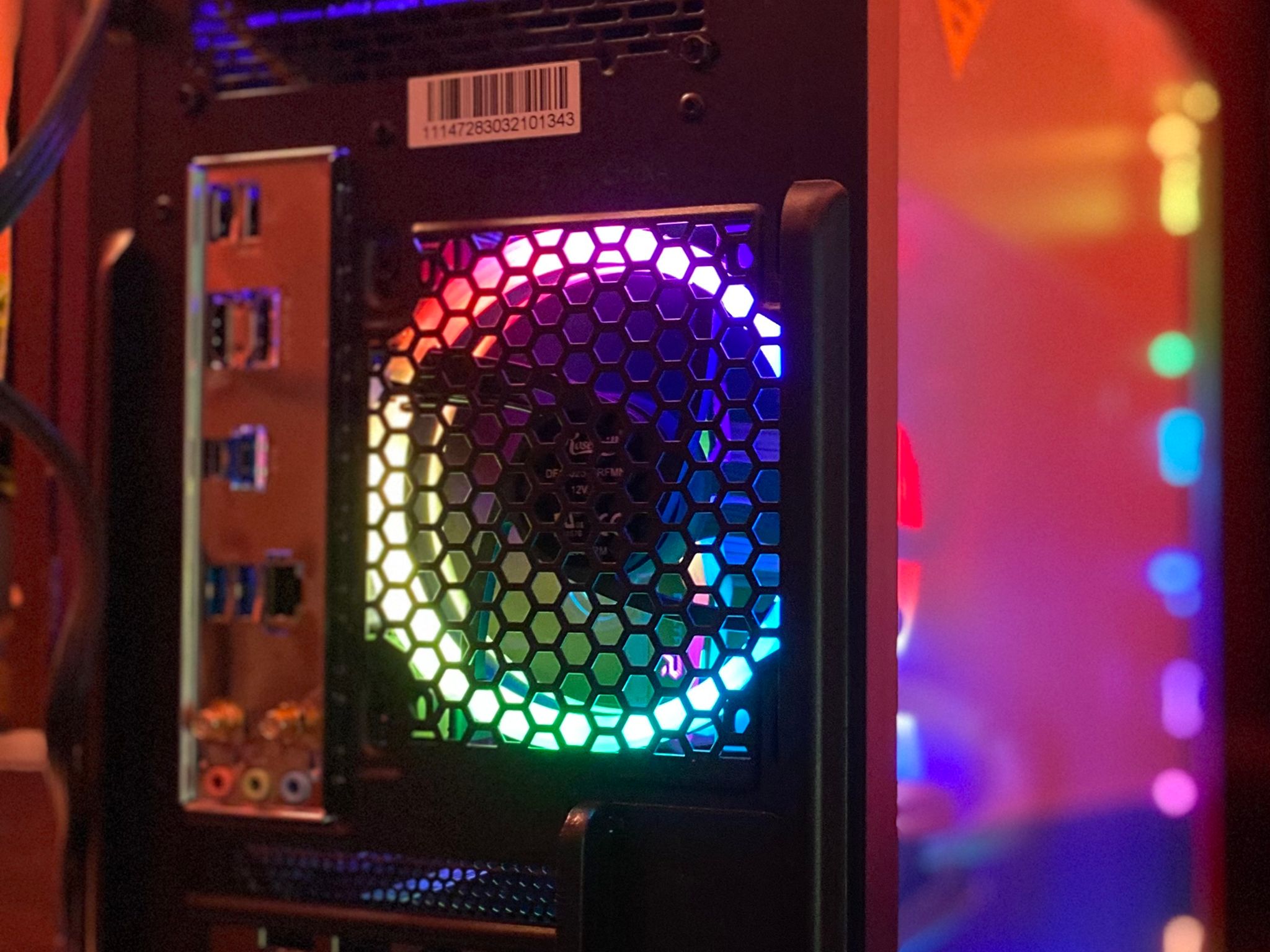 ダーク・リコン|10 Gen i3-10105F @4.2Ghz|16GB RAM|Windows 11(Activated) w/ Over 2TB Storage for Games