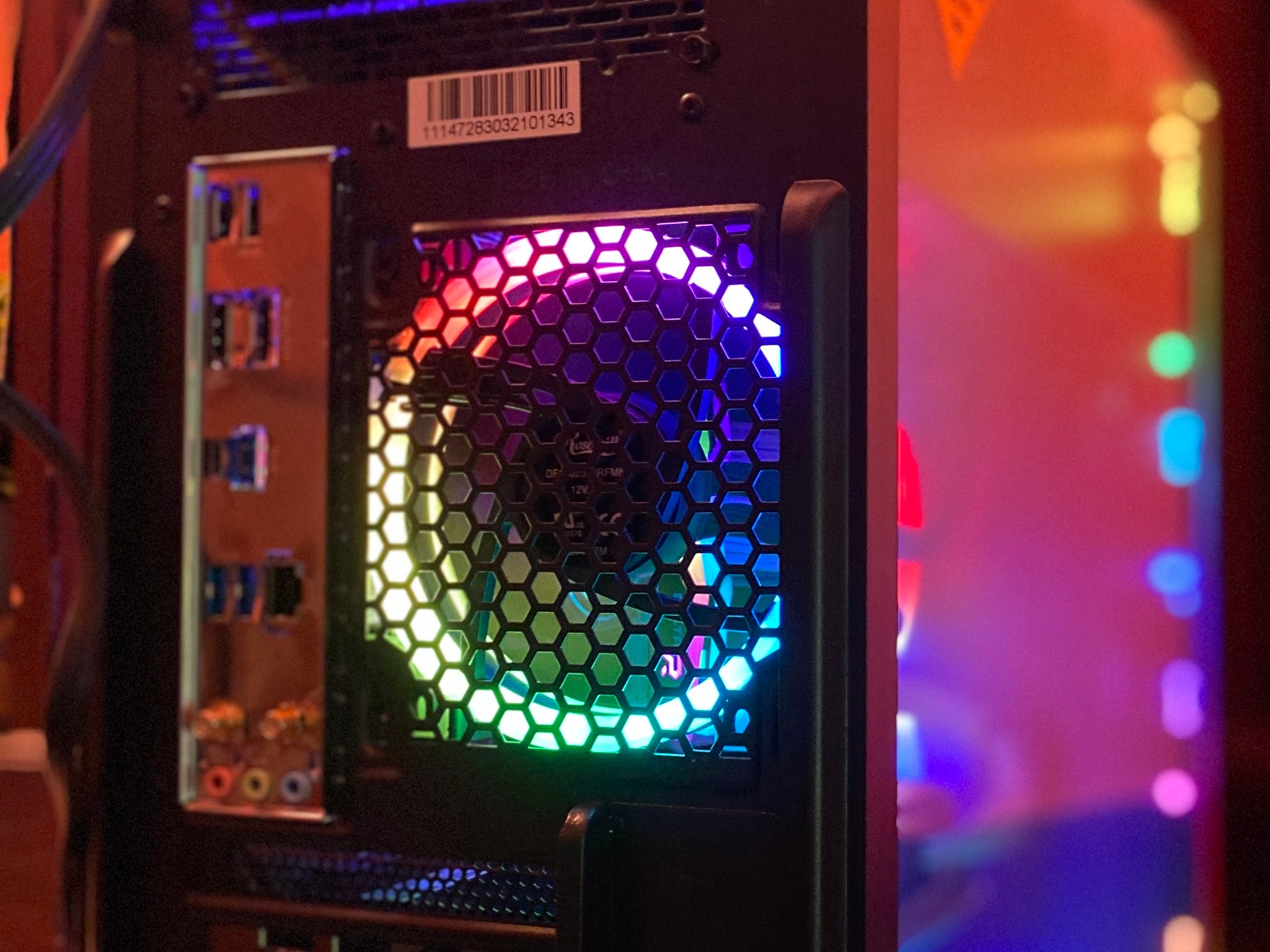 ダーク・リコン|10 Gen i3-10105F @4.2Ghz|16GB RAM|Windows 11(Activated) w/ Over 2TB Storage for Games