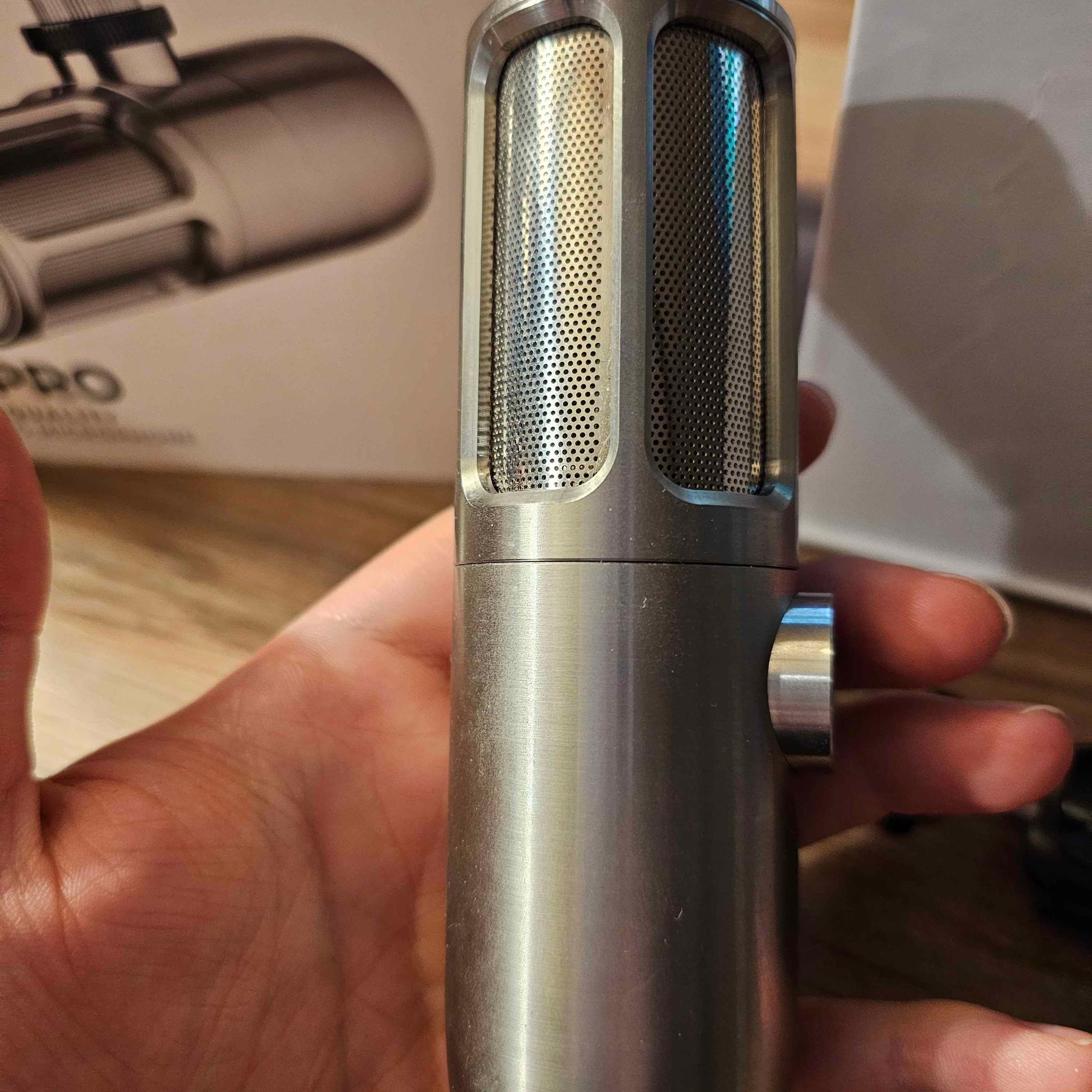 Earthworks Icon Pro XLR Streaming Microphone