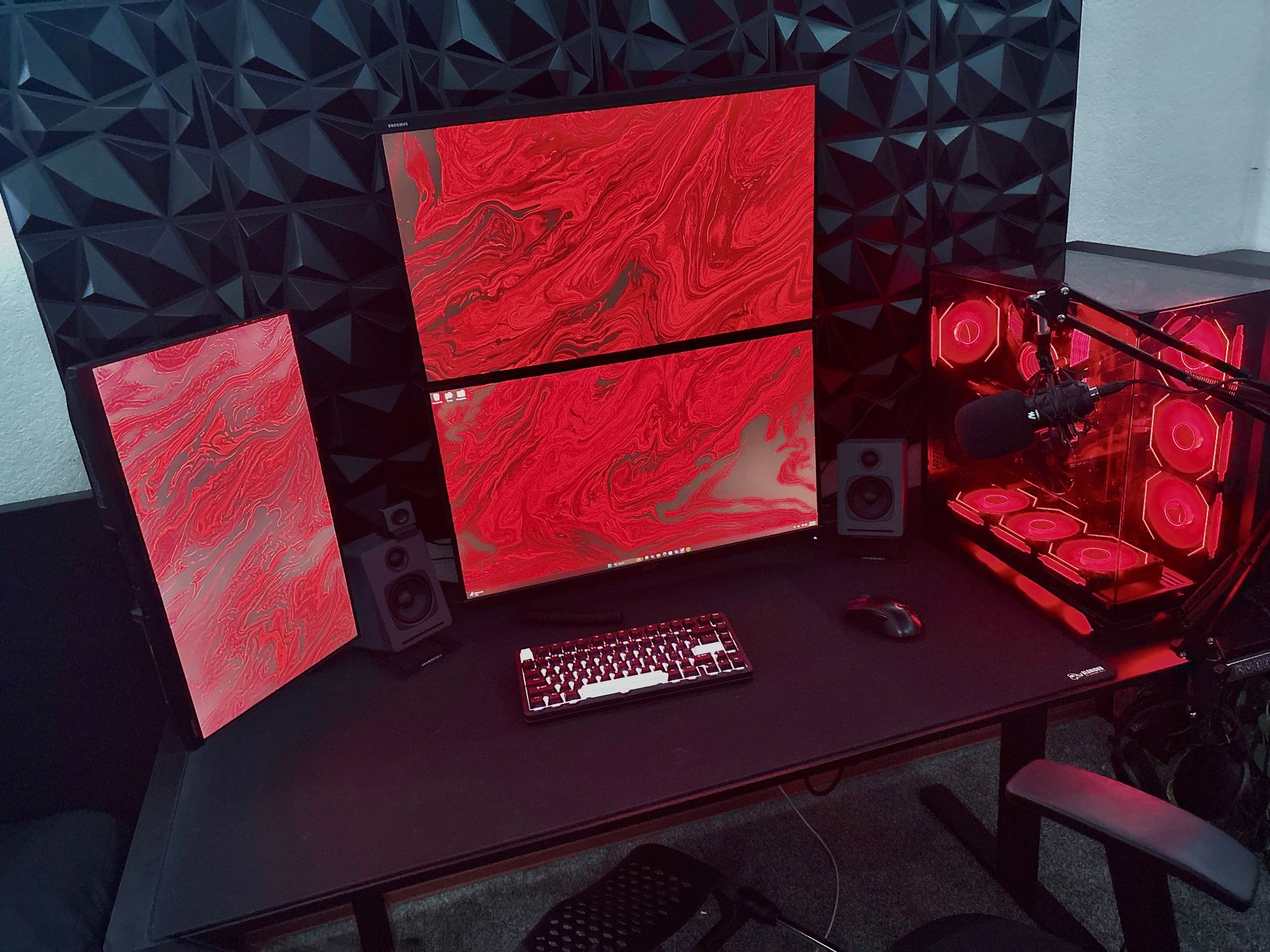 GeForce RTX 5080 Custom Gaming PC - Ryzen 7 9850X3D, 48GB RAM, 1TB NVMe SSD