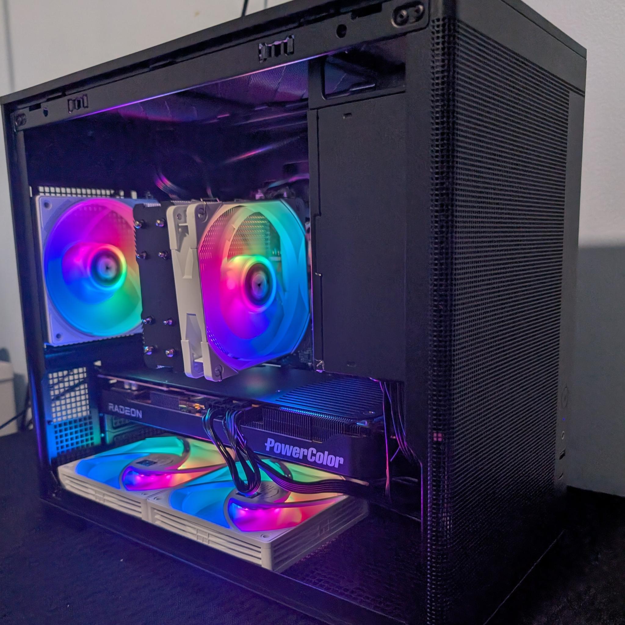 SFF Gaming PC RX 9070 GRE-Ryzen 5 7500x3d-16GB DDR5 6000-1 TB NVME mostly new