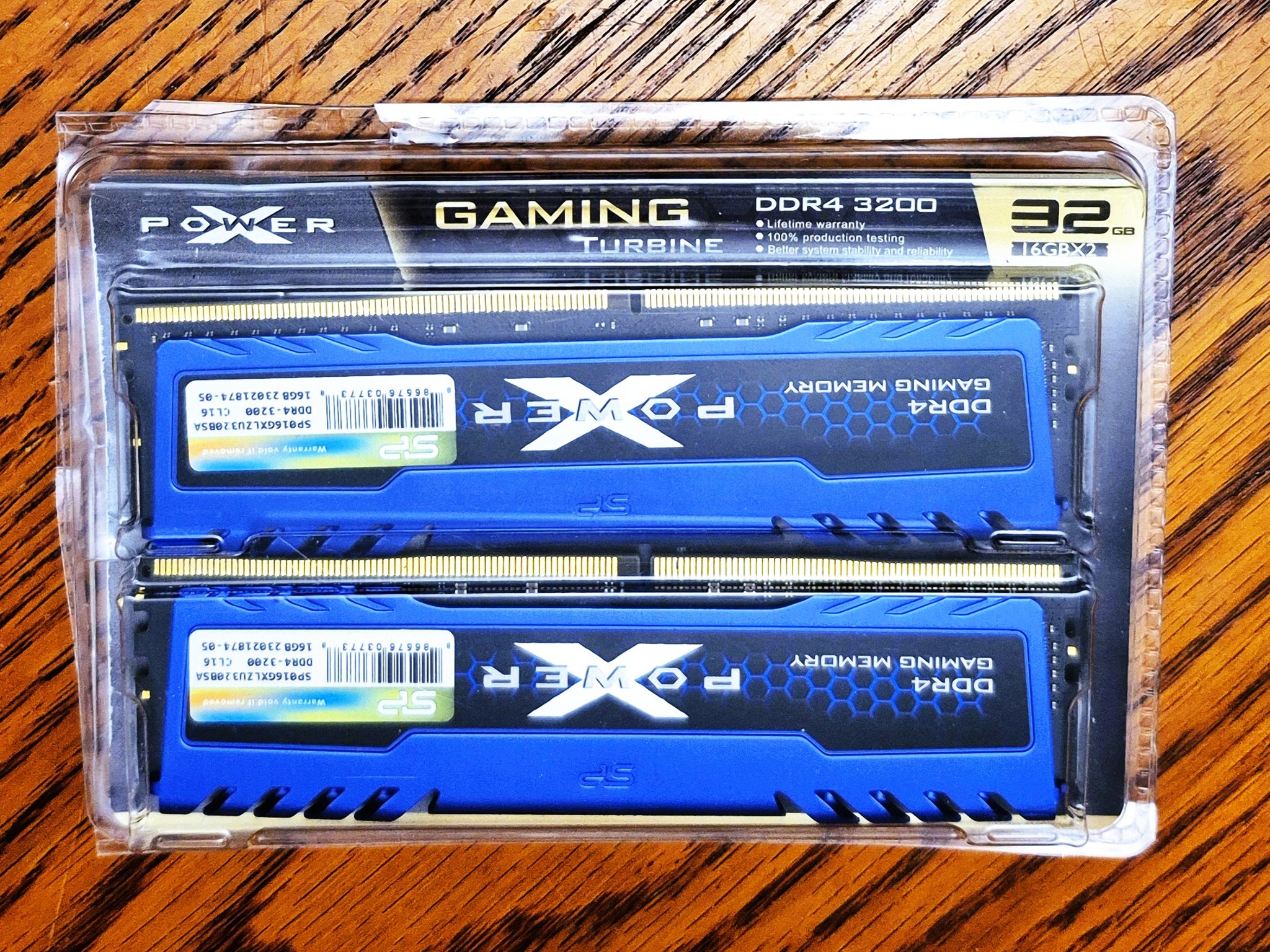 Combo ASRock X570 Phantom Gaming 4, AMD Ryzen 9 3950X CPU, 32GB XPX Gaming RAM, MSI GTX 1650 4GB GPU