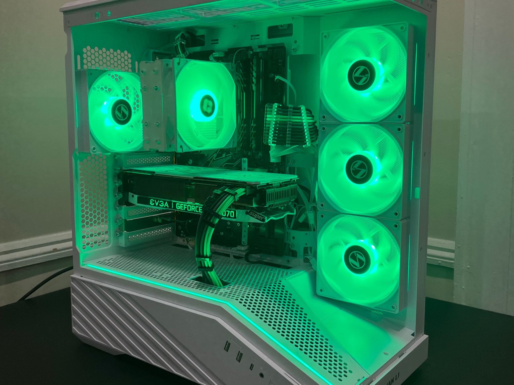 RTX 2070 Super Gaming PC! | Core i7 8700 | 16gb DDR4 | 1tb SSD