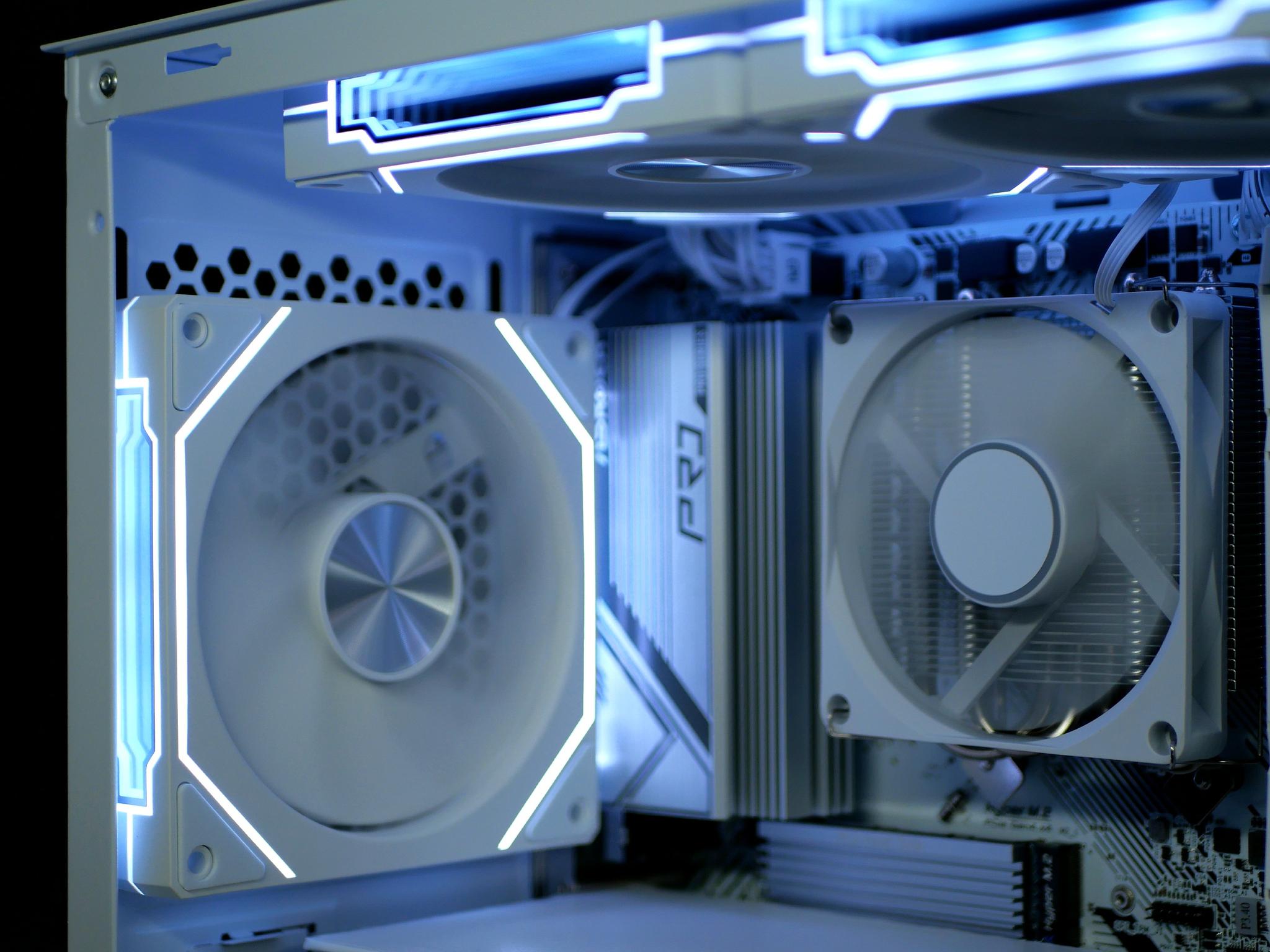 🧊|RTX 4060, Ryzen 5 3600 White gaming PC