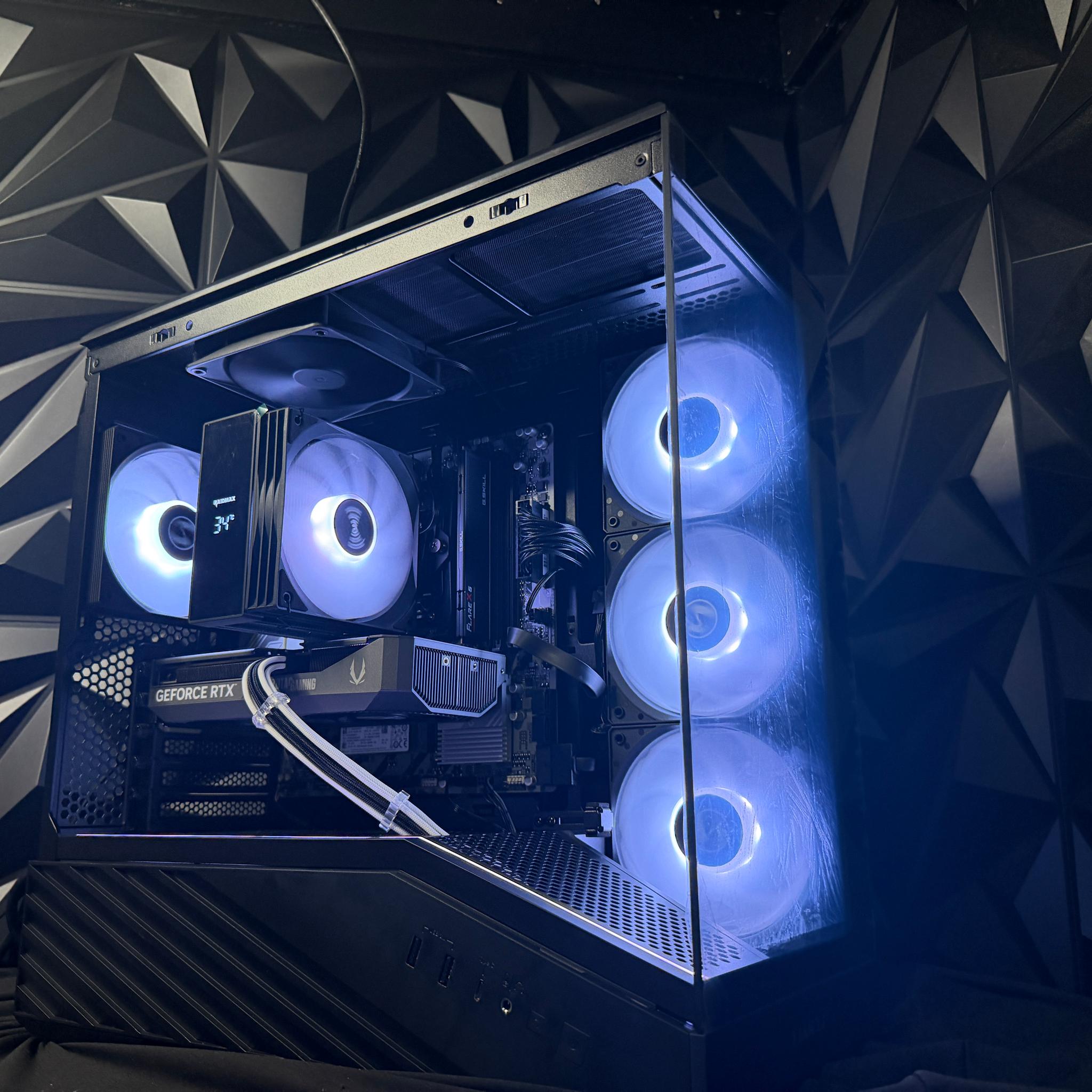 🚀🎮 THE STARTER CARTER 🎮🚀 Ryzen 5 8400F| RTX 5060Ti| 16 GB DDR5| 1.25 TB NVMe| 650W Gold PSU