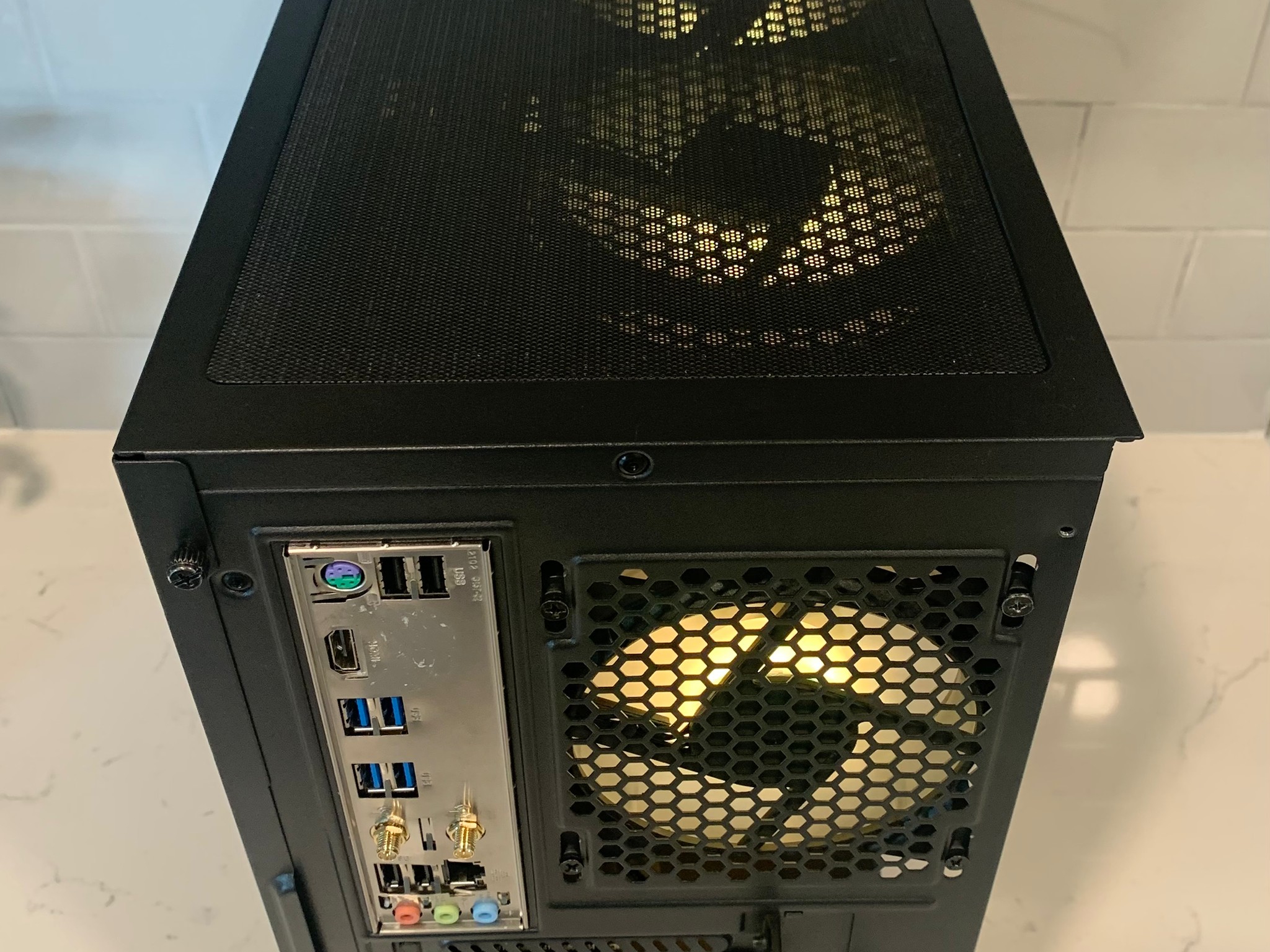 Ryzen 5 3600 | RTX 2060 KO | 16GB DDR4 | 1TB NVME SSD