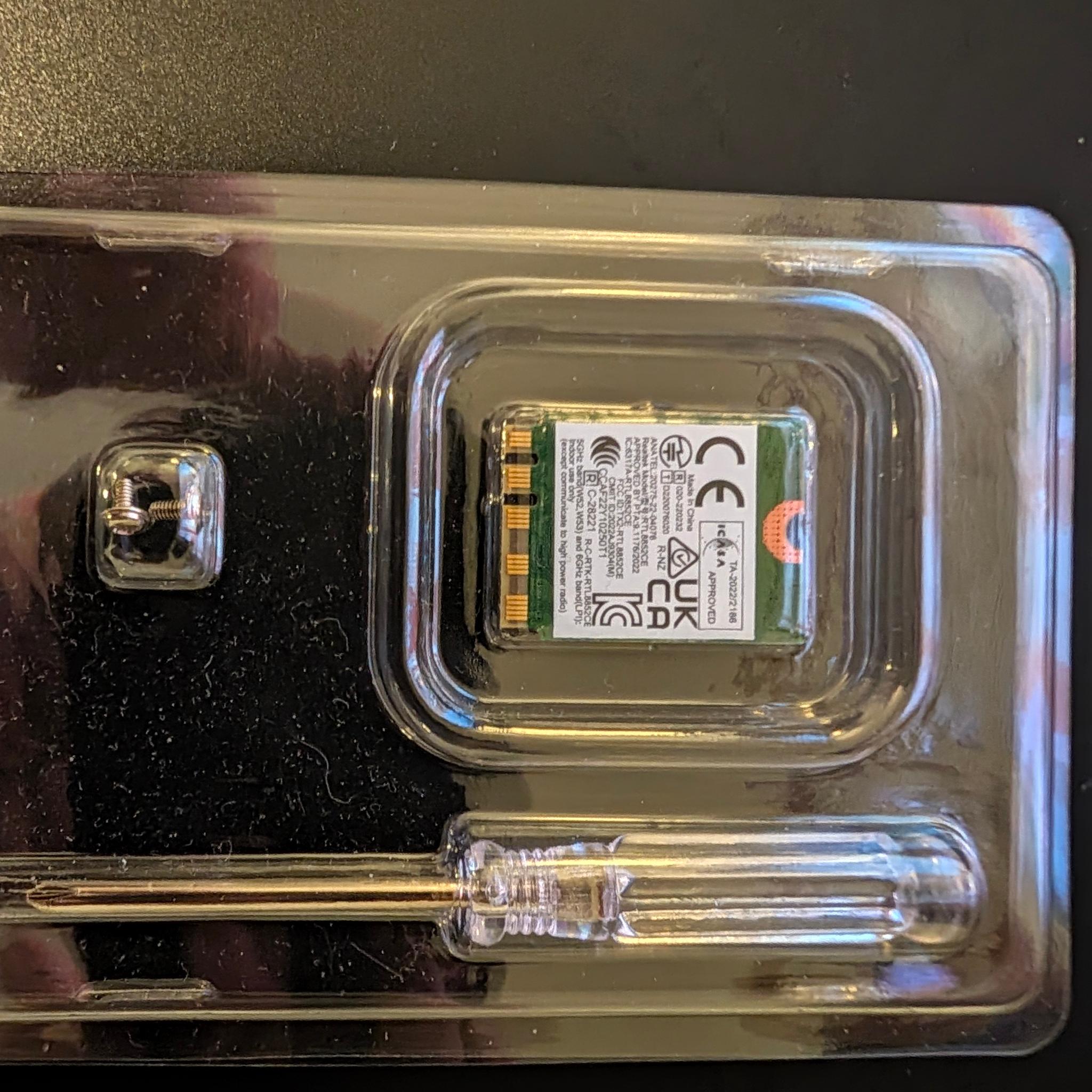 Realtek RTL8852CE wifi module
