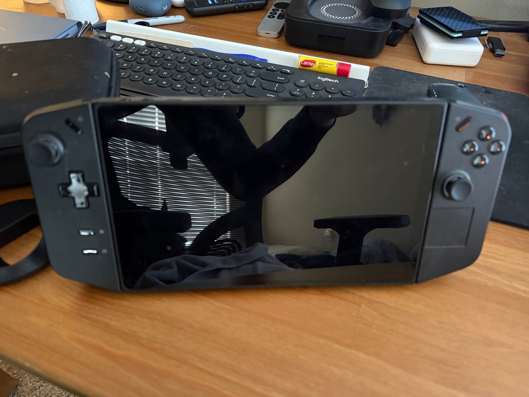 Lenovo Legion Go | Dual-Boot Beast w/ 1TB SD + 144Hz Display | Ultimate Portable Gaming Rig