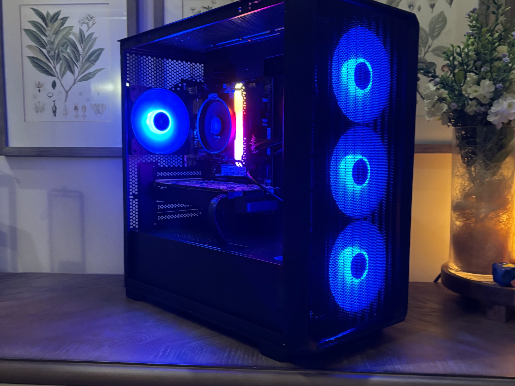 GTX 1080 | Ryzen 5500 | 16GB | 1TB NVMe