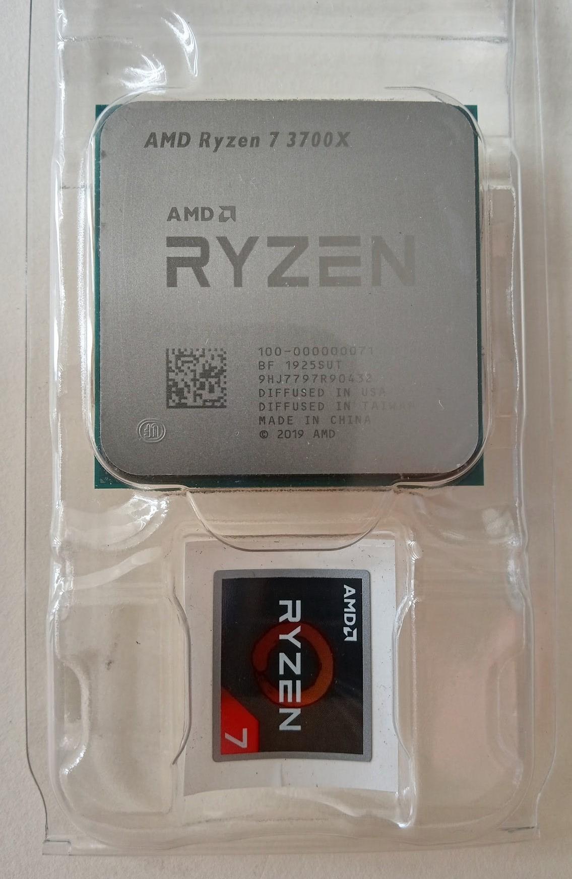 AMD Ryzen 7 3700X
