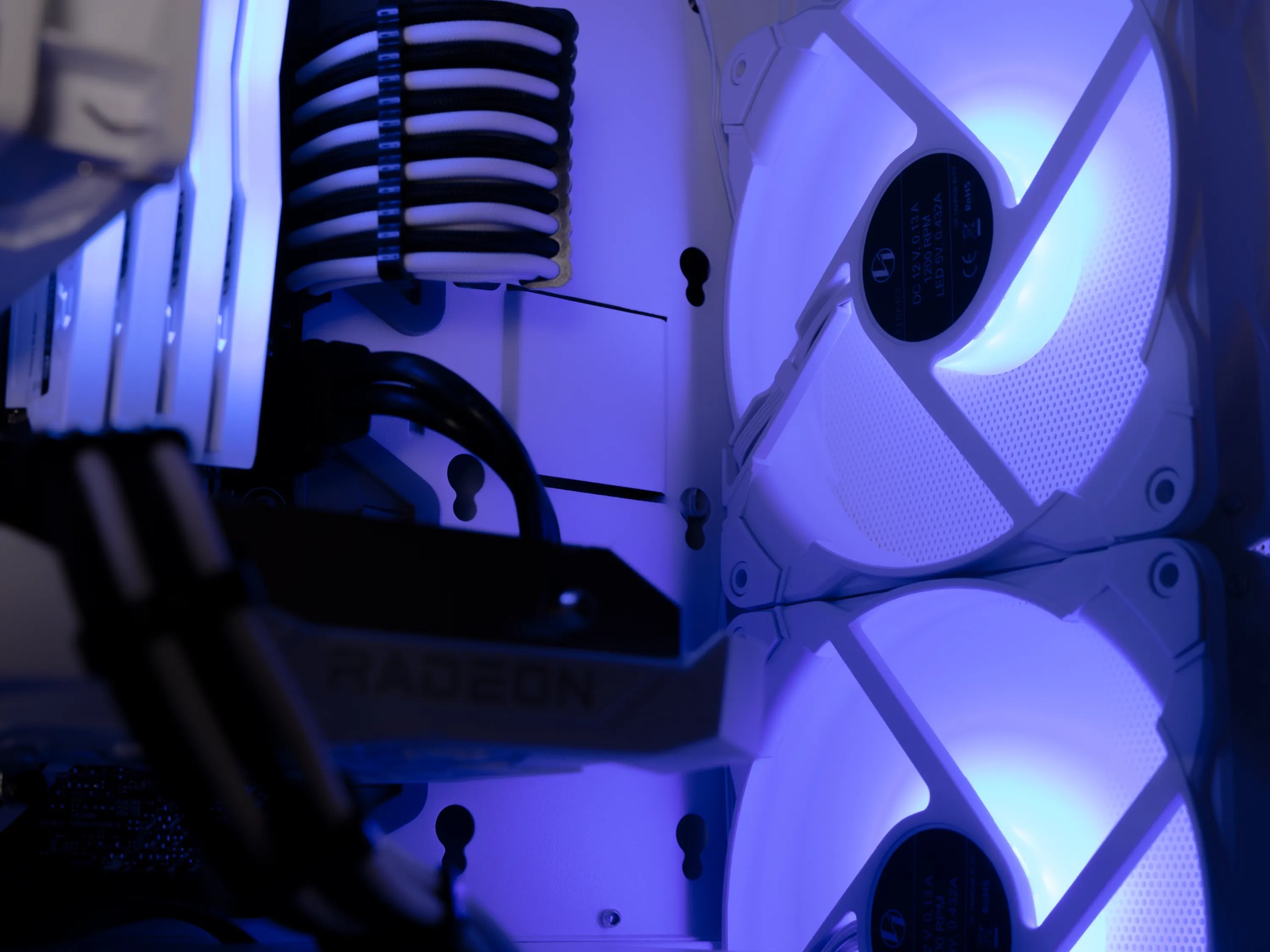 🧊 Glacier 🧊 AMD RX 6600 / AMD R5 4500 / 1TB NVME / 32GB DDR4 Ram / Air Cooler / Windows 11 Pro