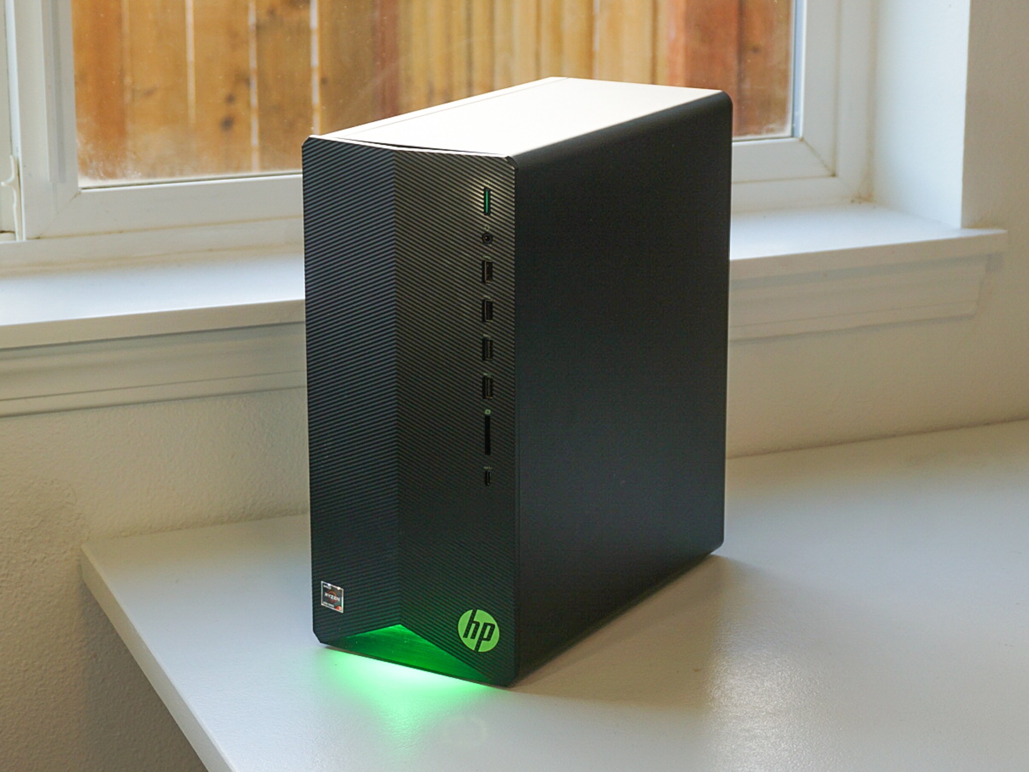 HPV - Ryzen 3 5300G / 8GB RAM DDR4 / RX 5500 / 256GB SSD - Ultra Budget PC 🚄FREE SHIPPING