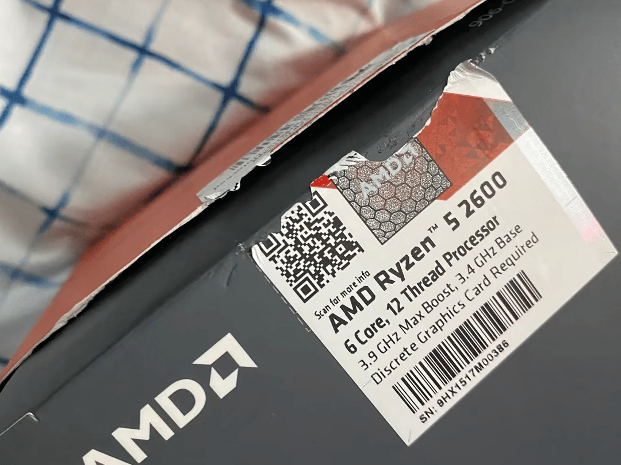 Ryzen 5 2600 (comes with box + cooler) 