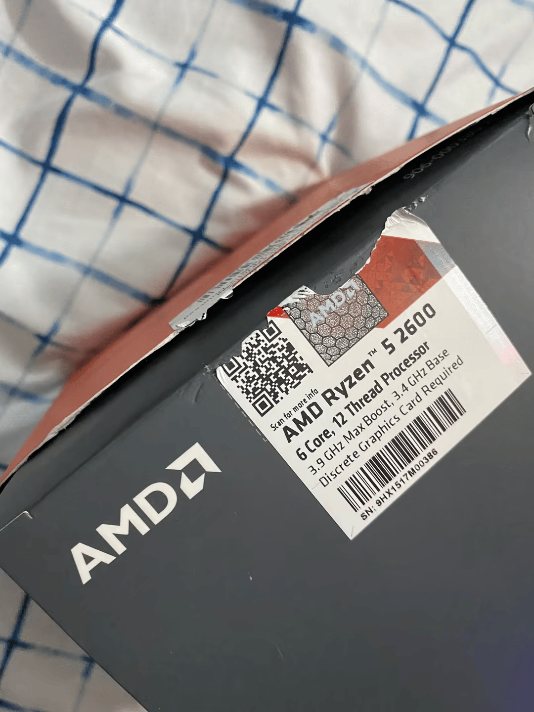 Ryzen 5 2600 (comes with box + cooler) 