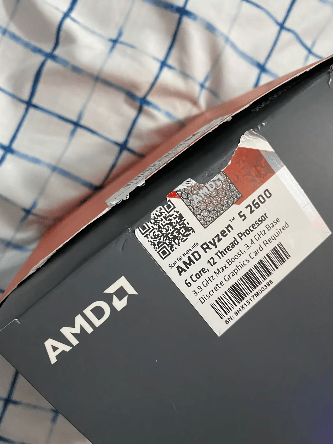 Ryzen 5 2600 (comes with box + cooler) 