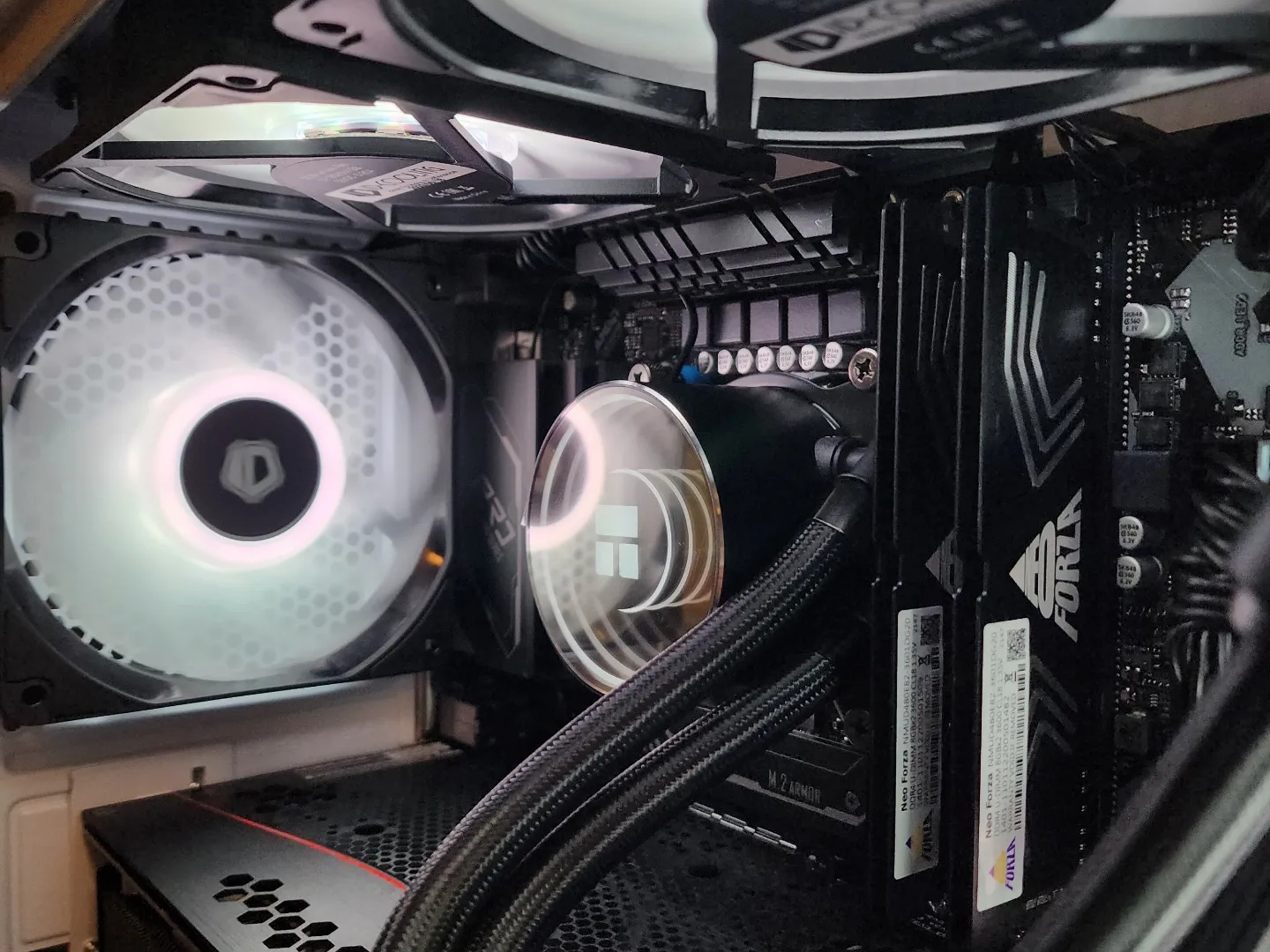 🐻‍❄🐻‍❄🐻‍❄ EVGA RTX 3070 FTW3 // Intel Core i5 12400 // Neo Forza 16GB 3600MHz // Crucial 1TB NVMe