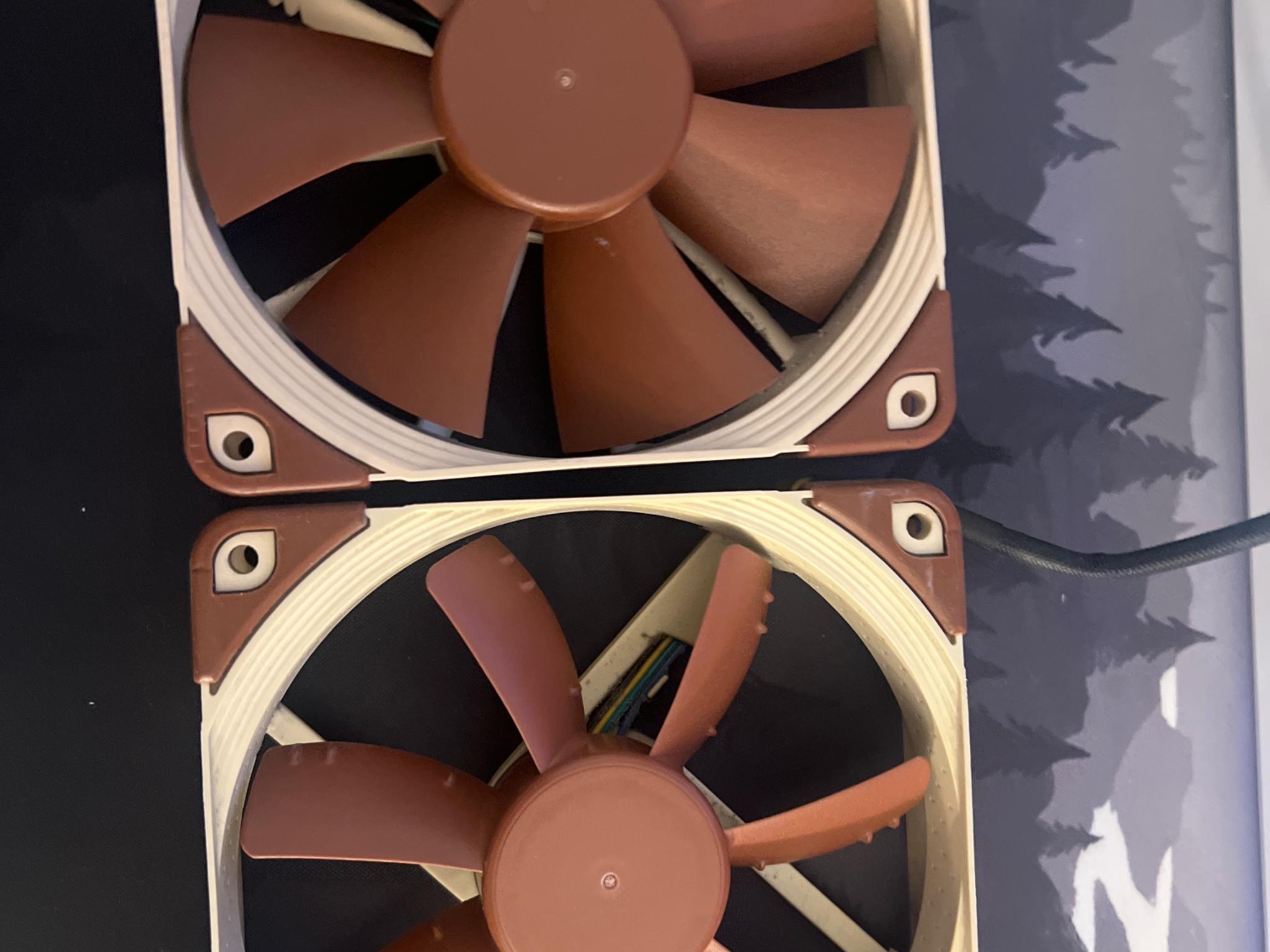 Lot of 2 Noctua fans