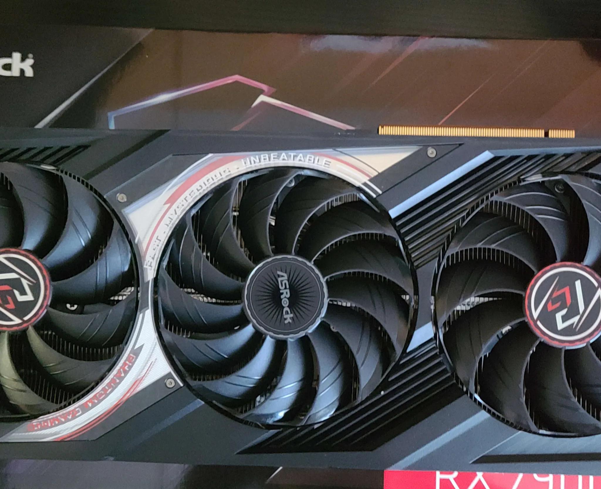 ASRock Phantom Gaming Radeon RX 7900 XTX