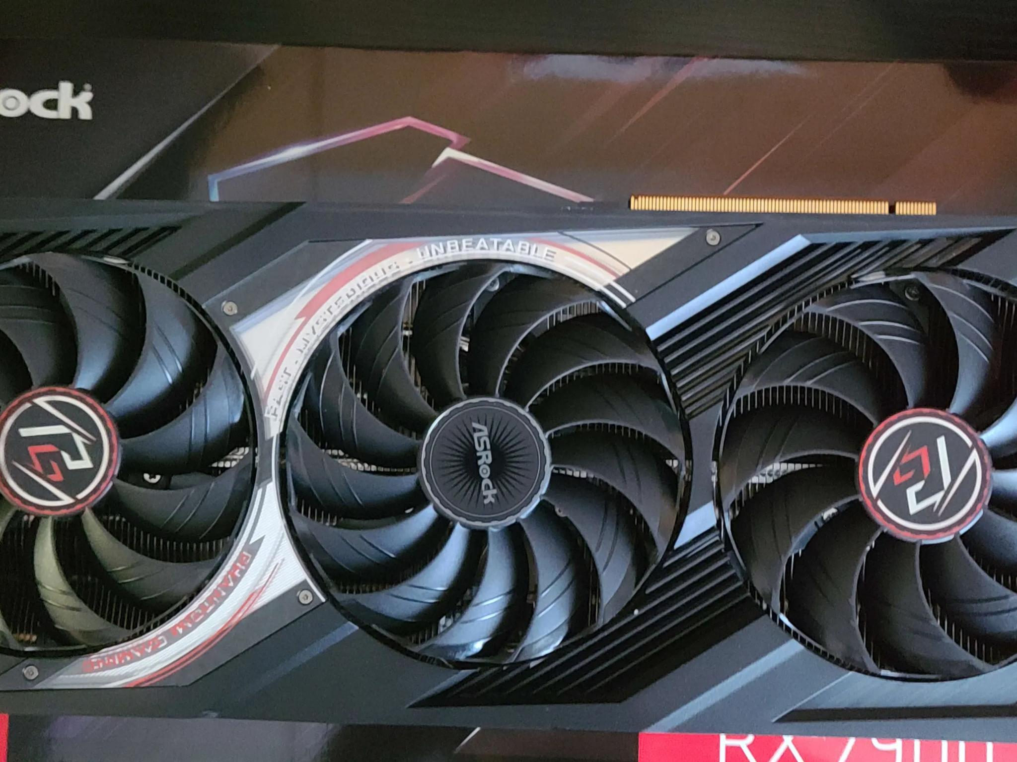 ASRock Phantom Gaming Radeon RX 7900 XTX