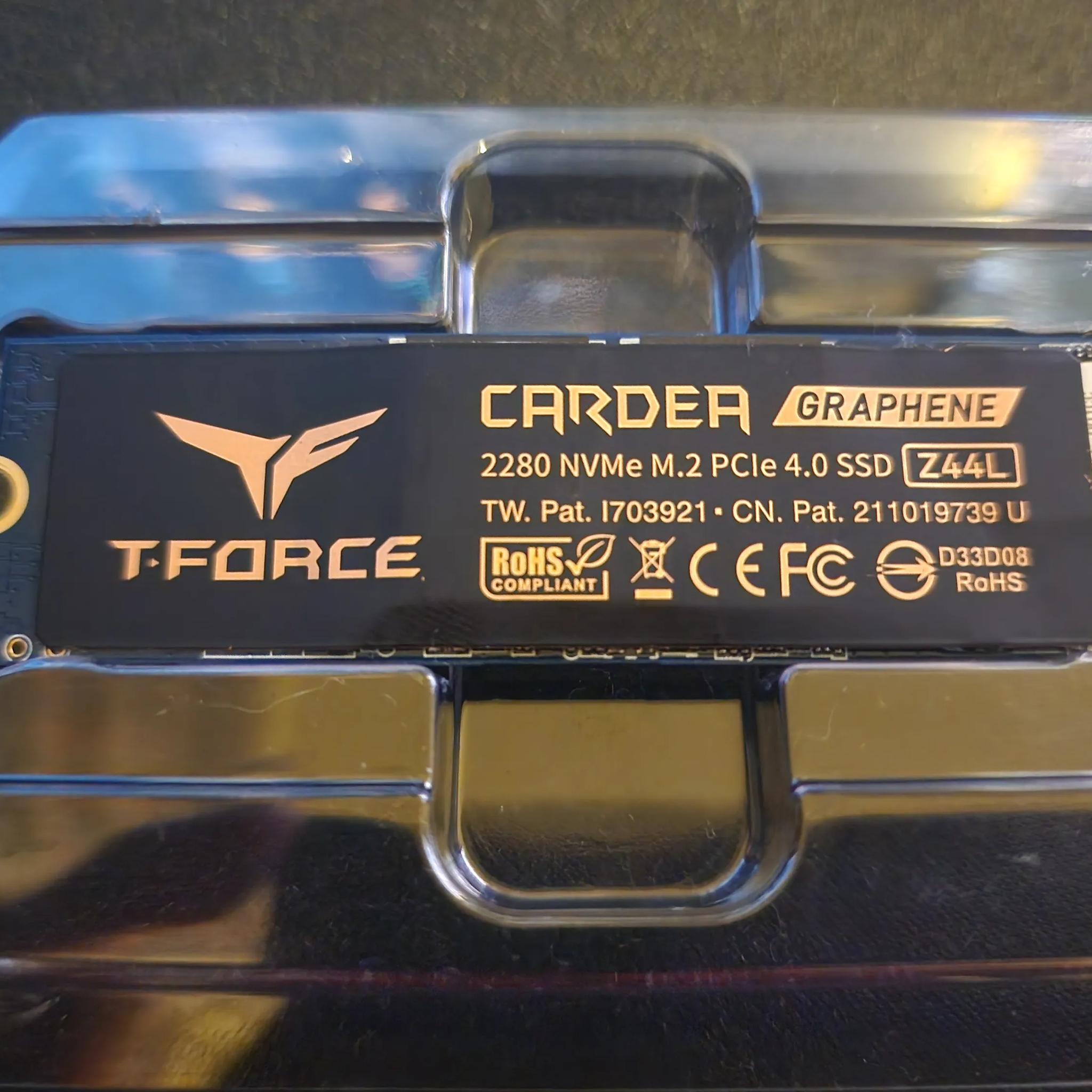 Teamgroup 1tb CARDEA Z44L M.2 PCIe SSD
