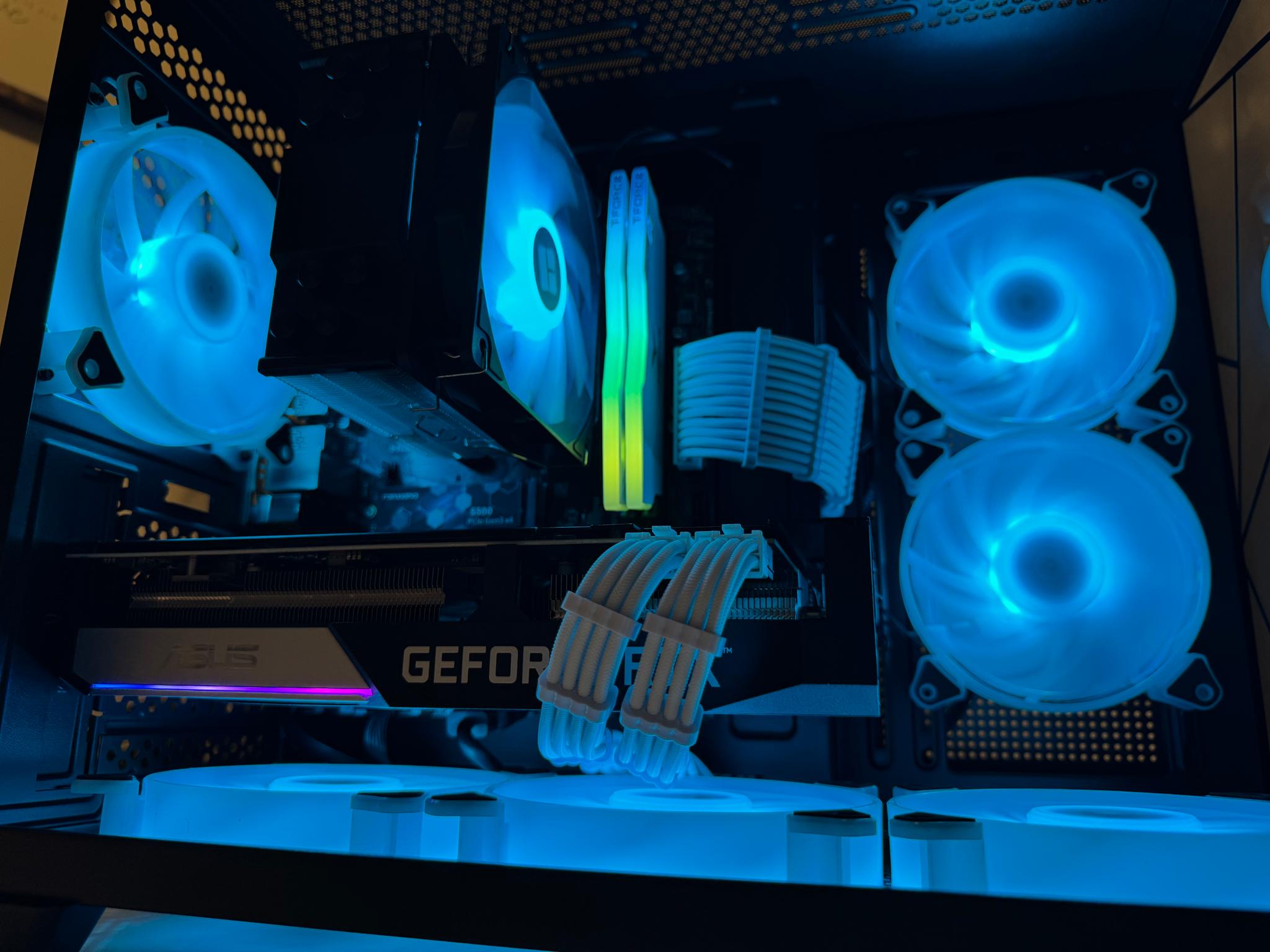 NVIDIA RTX 3070 Ryzen 5 5600X