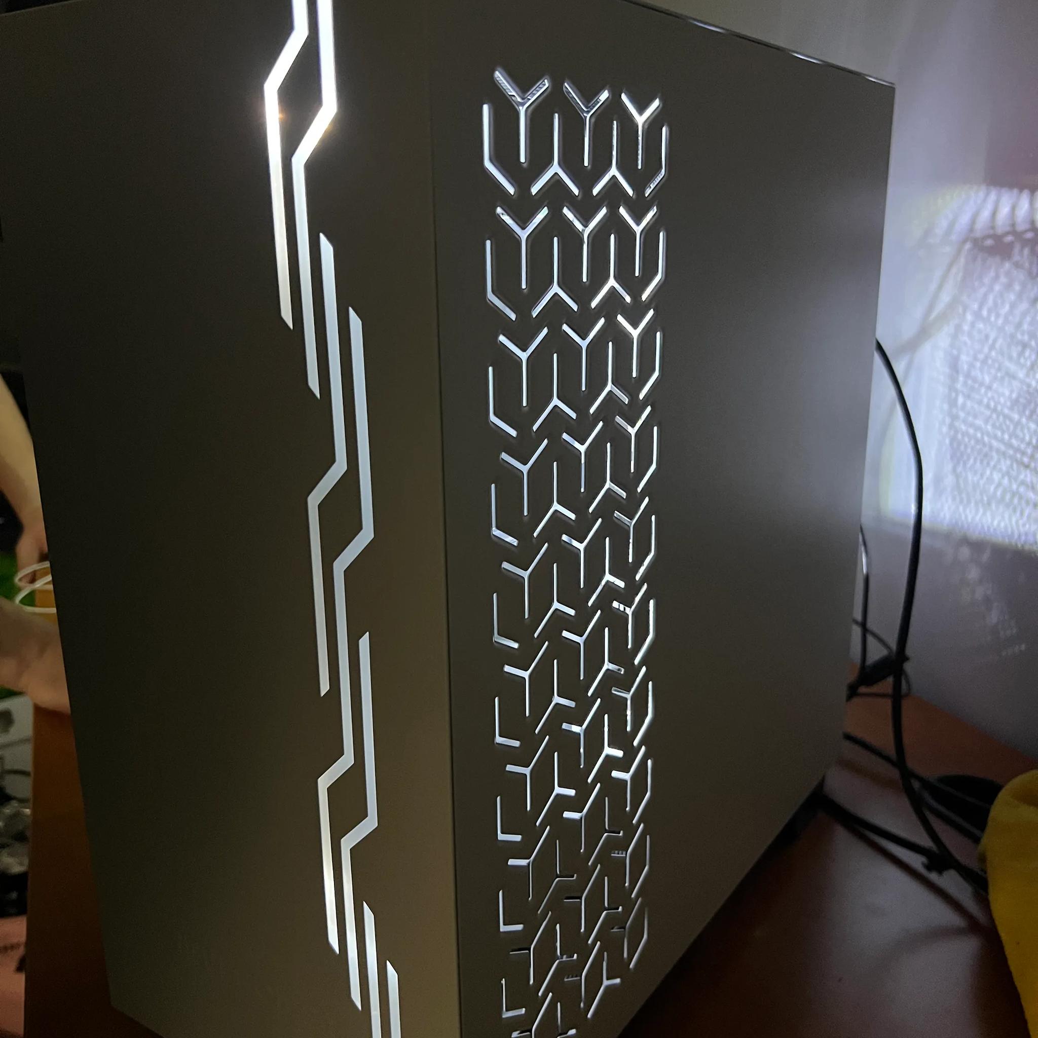 Snowblind Build Ryzen 7 5800x RTX 3070