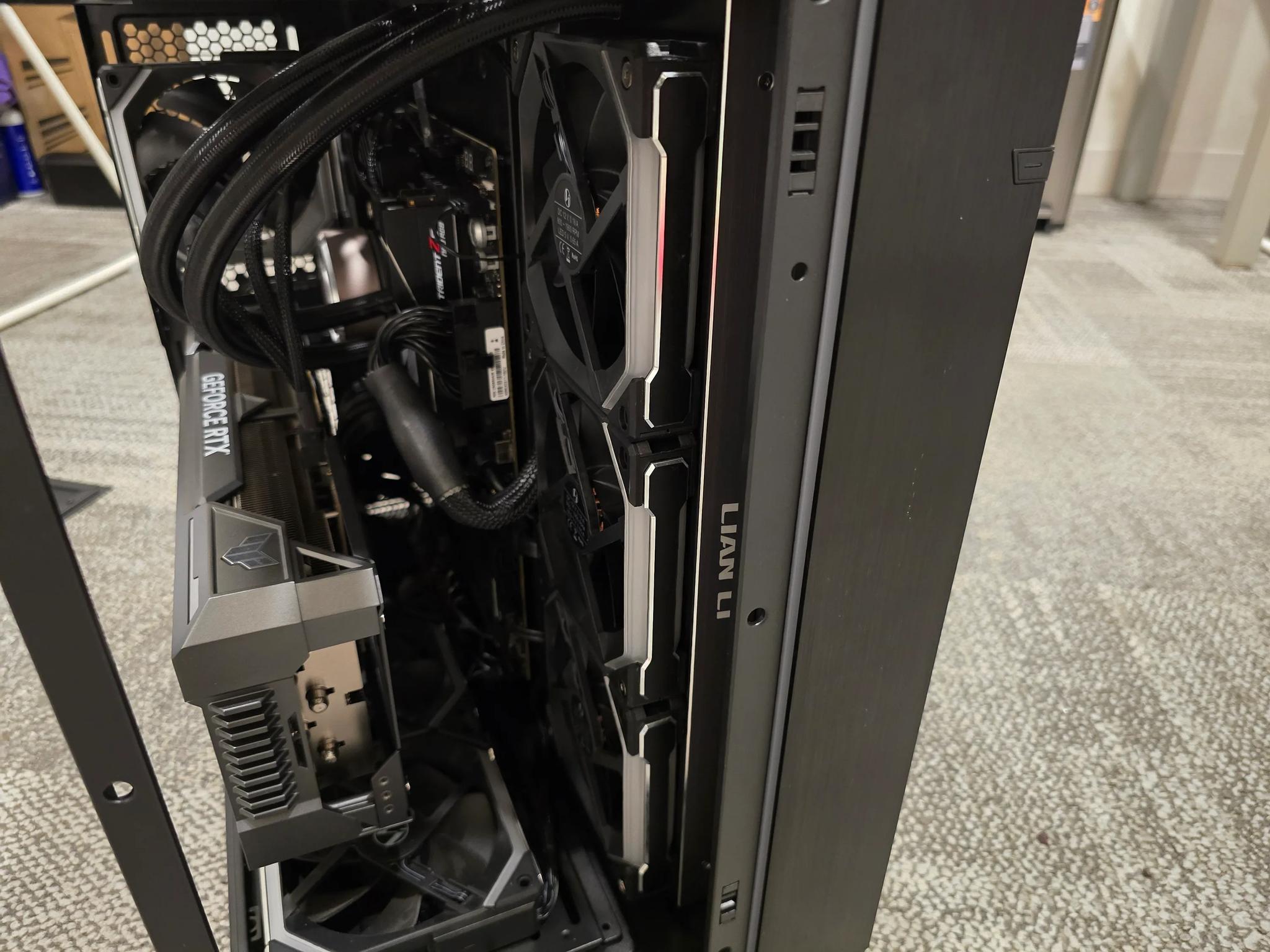 AMD Ryzen 9 7950x RTX 4090 Desktop Gaming PC