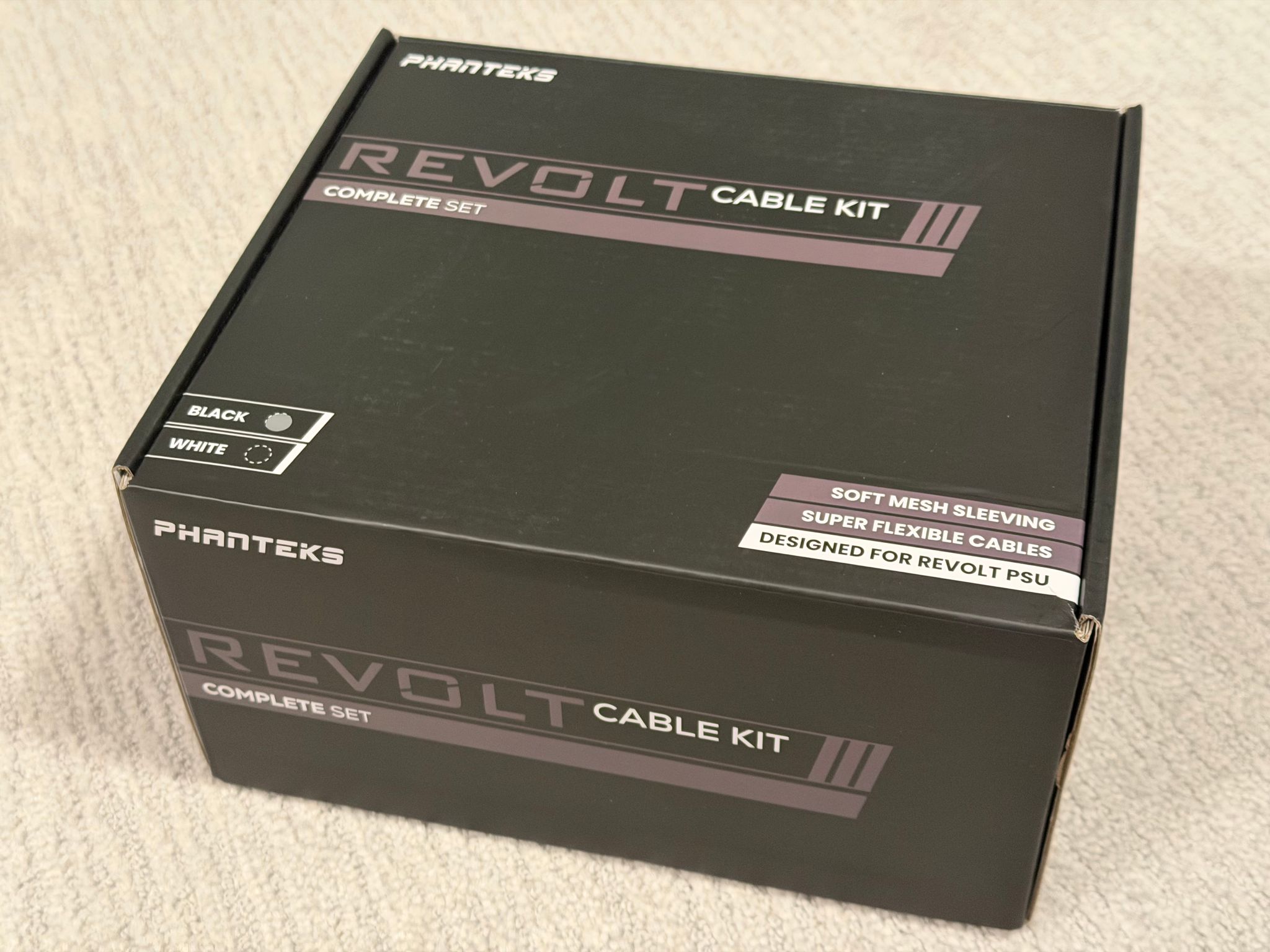 Phanteks 1200w Platinum Power Supply PSU with Sleeved Cable Kit