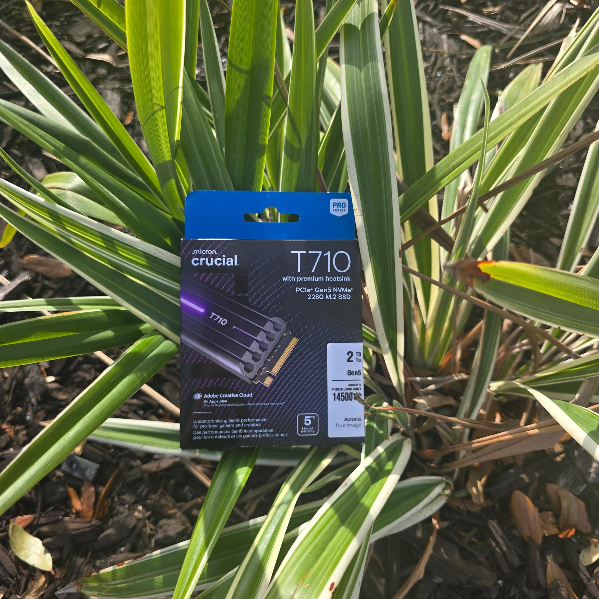 Crucial T710 PCIe Gen5 NVMe 2TB SSD w/heatsink