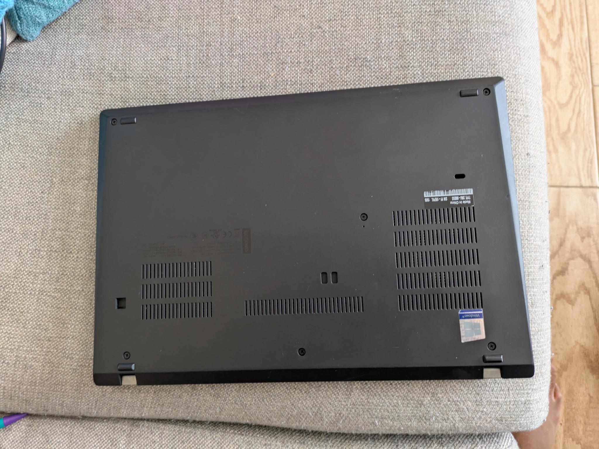 Lenovo Thinkpad T495 Ryzen 3500U / 512GB SSD / 12GB RAM / Linux Mint