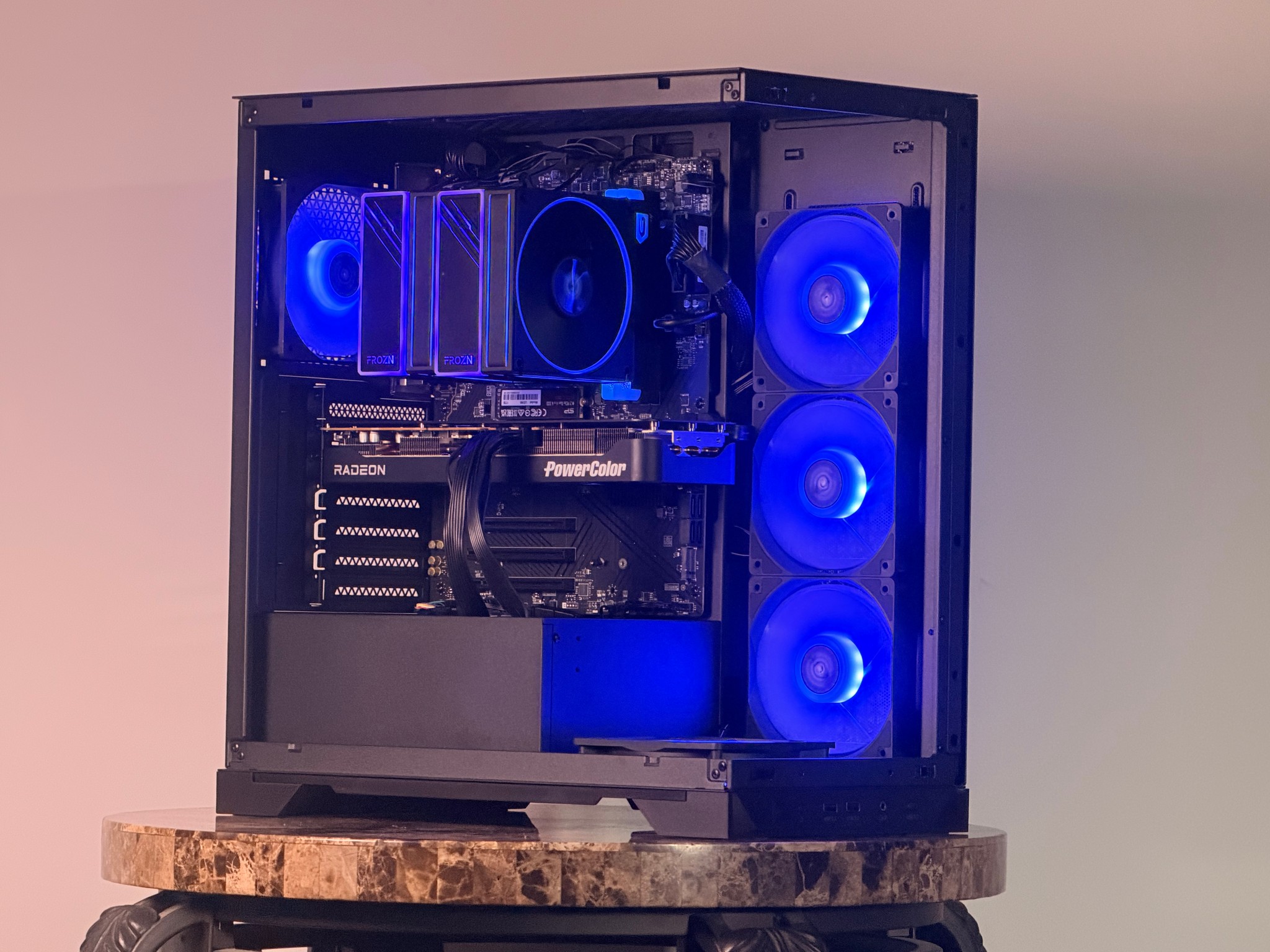 FREE SHIPPING 🖤 🌈 Black RGB Gaming PC | RX 9070 16 GB | Ryzen 5 7600x | 1TB SSD | 32 GB DDR5