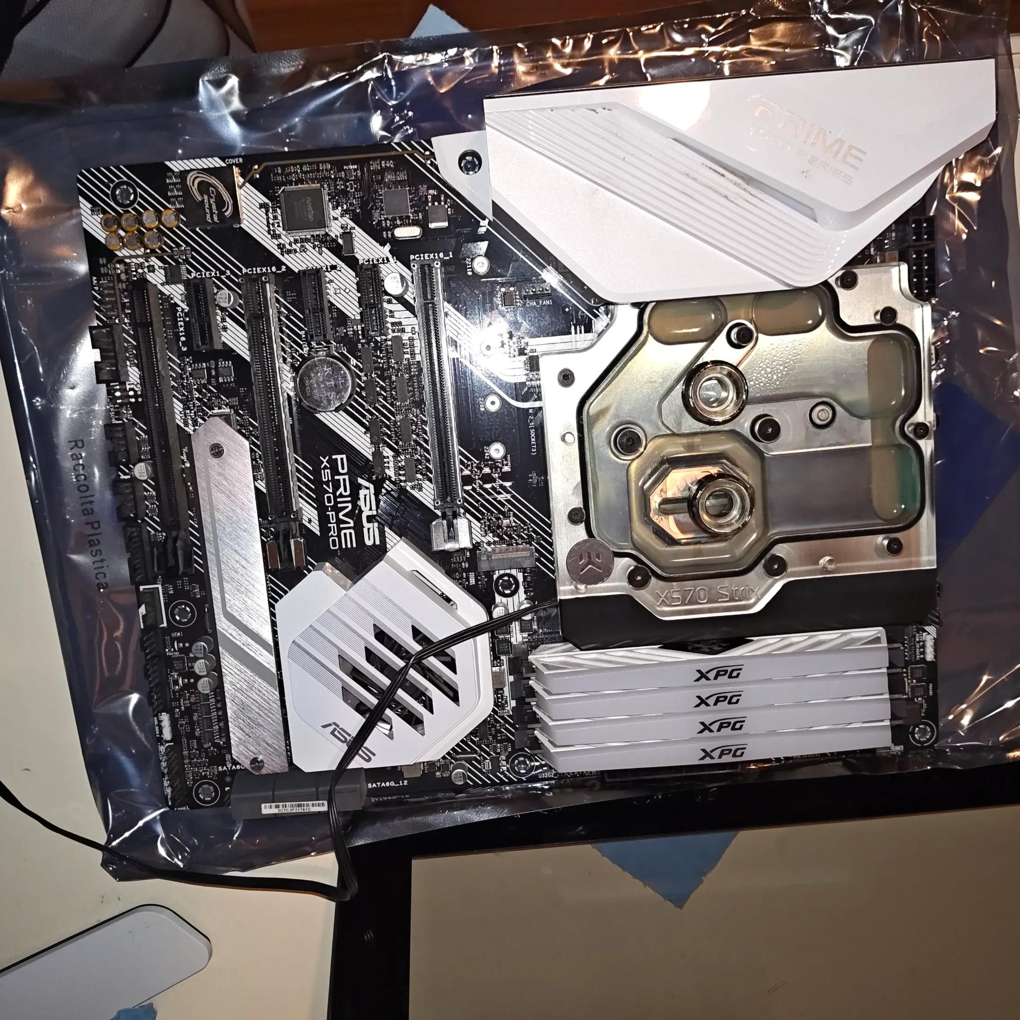 Ryzen 9 3900xt + Asus prime x570 p motherboard + 32 gb ddr4