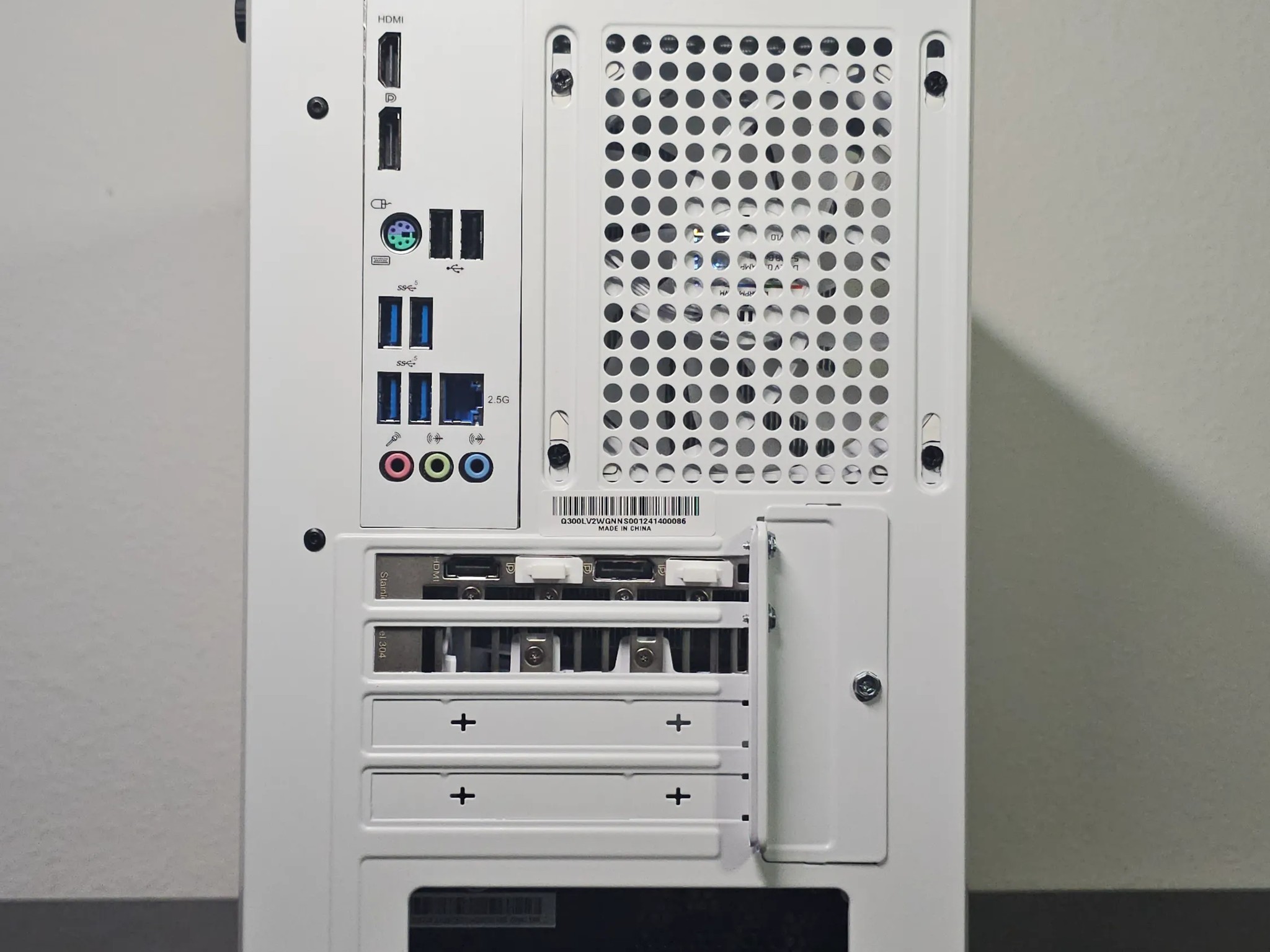 RTX 4060 8GB// Ryzen 5 3600 // 2TB SSD // 32GB DDR4 // "Domino" 1080p