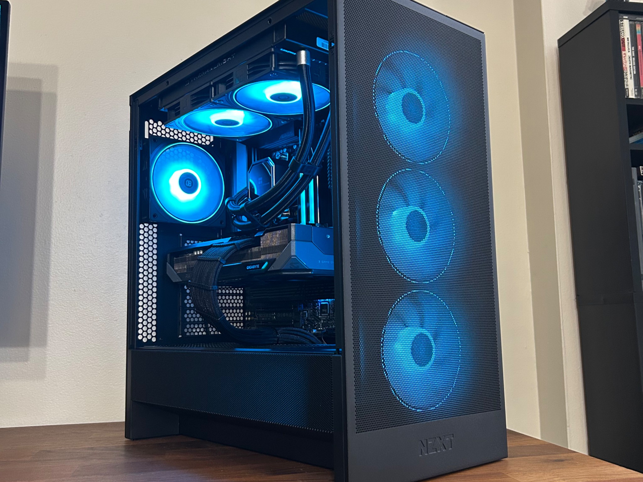 *SALE* RX 9070XT | Ryzen 7 7800X3D | 32GB DDR5 6000MT/s | 2TB NVMe SSD | The Ranger Elite RX