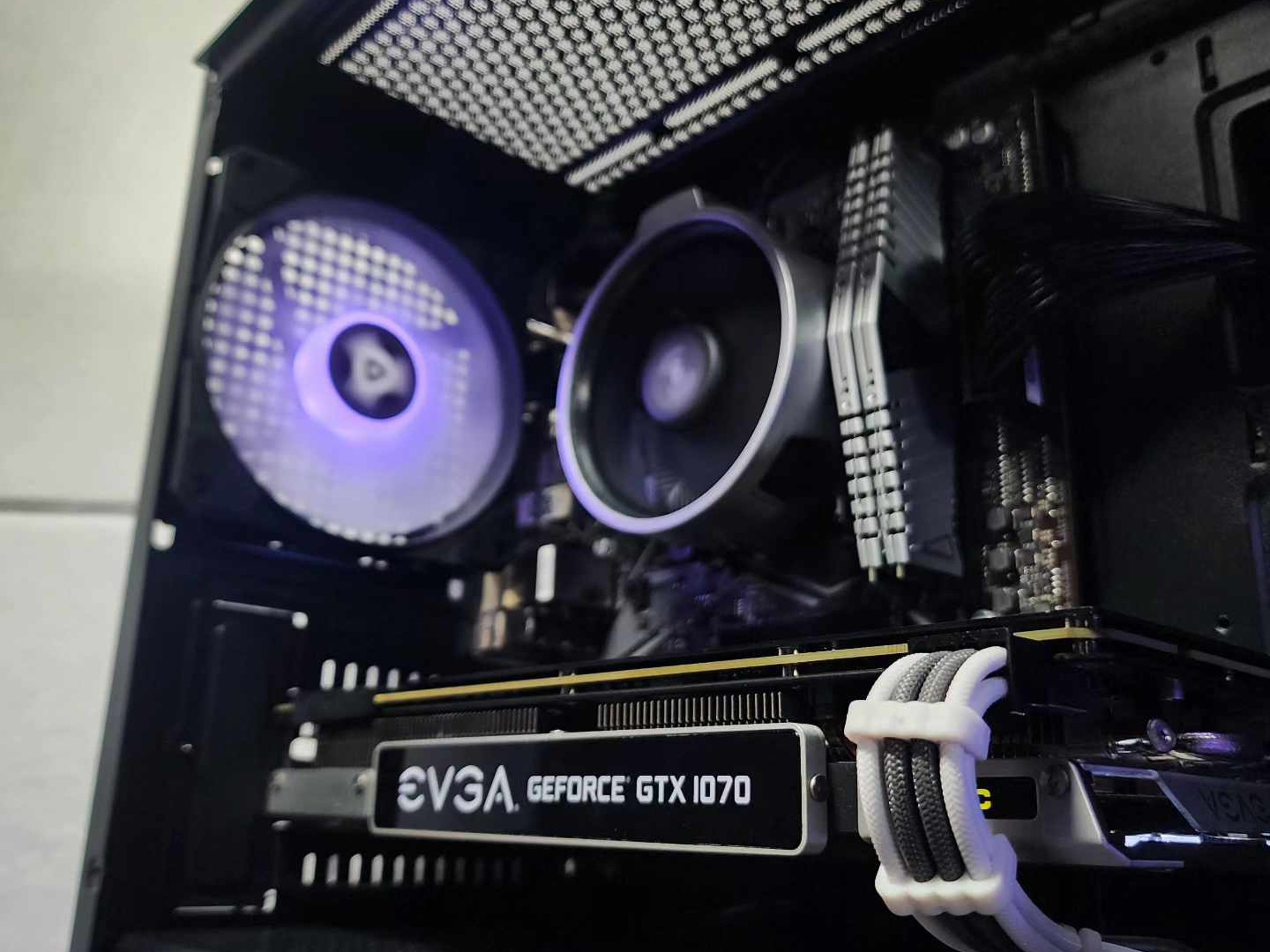 🖤💜🖤 GTX 1070 | Ryzen 5 2600 | 16GB 3200MHz | 1.5TB NVMe+HDD