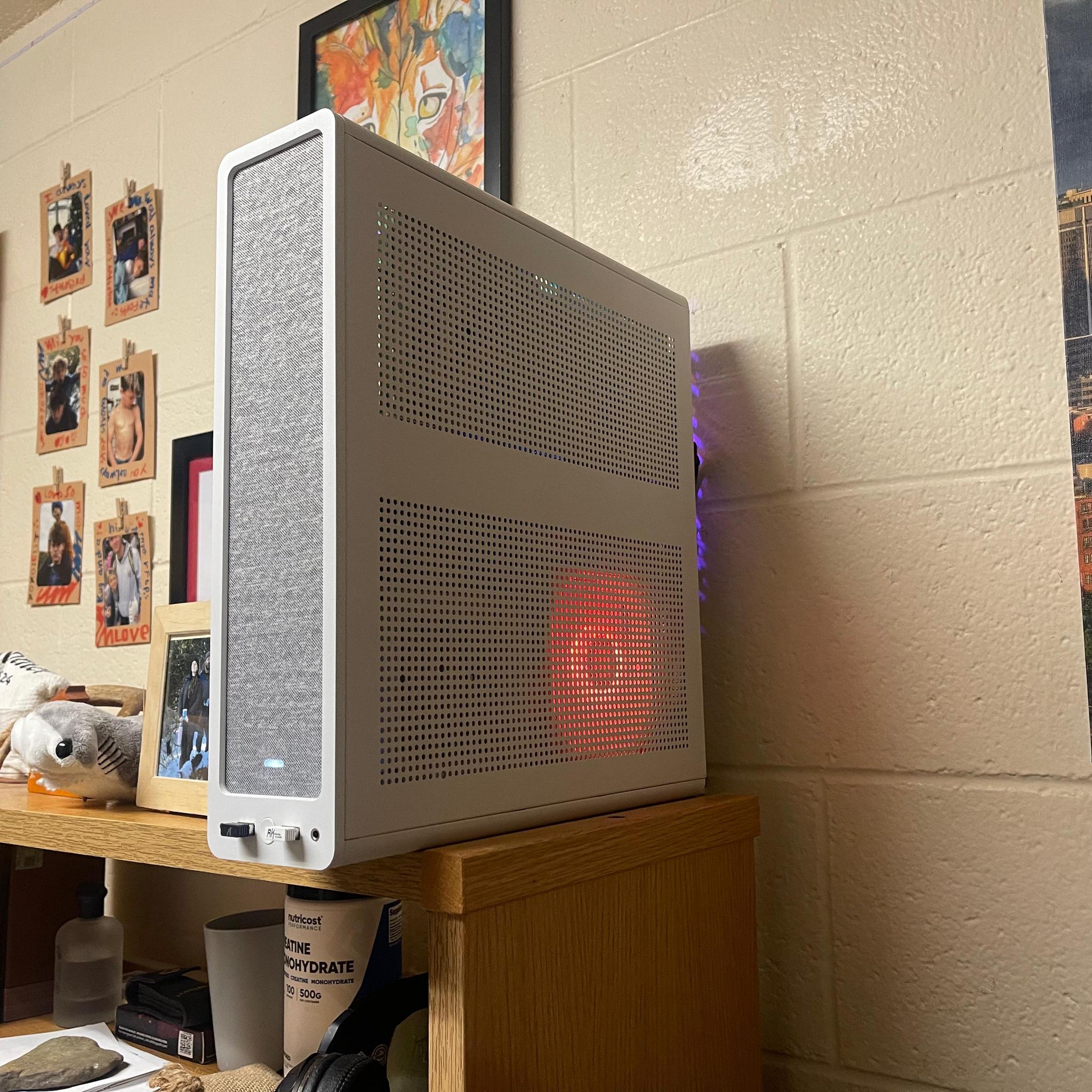 Custom White ITX Gaming PC