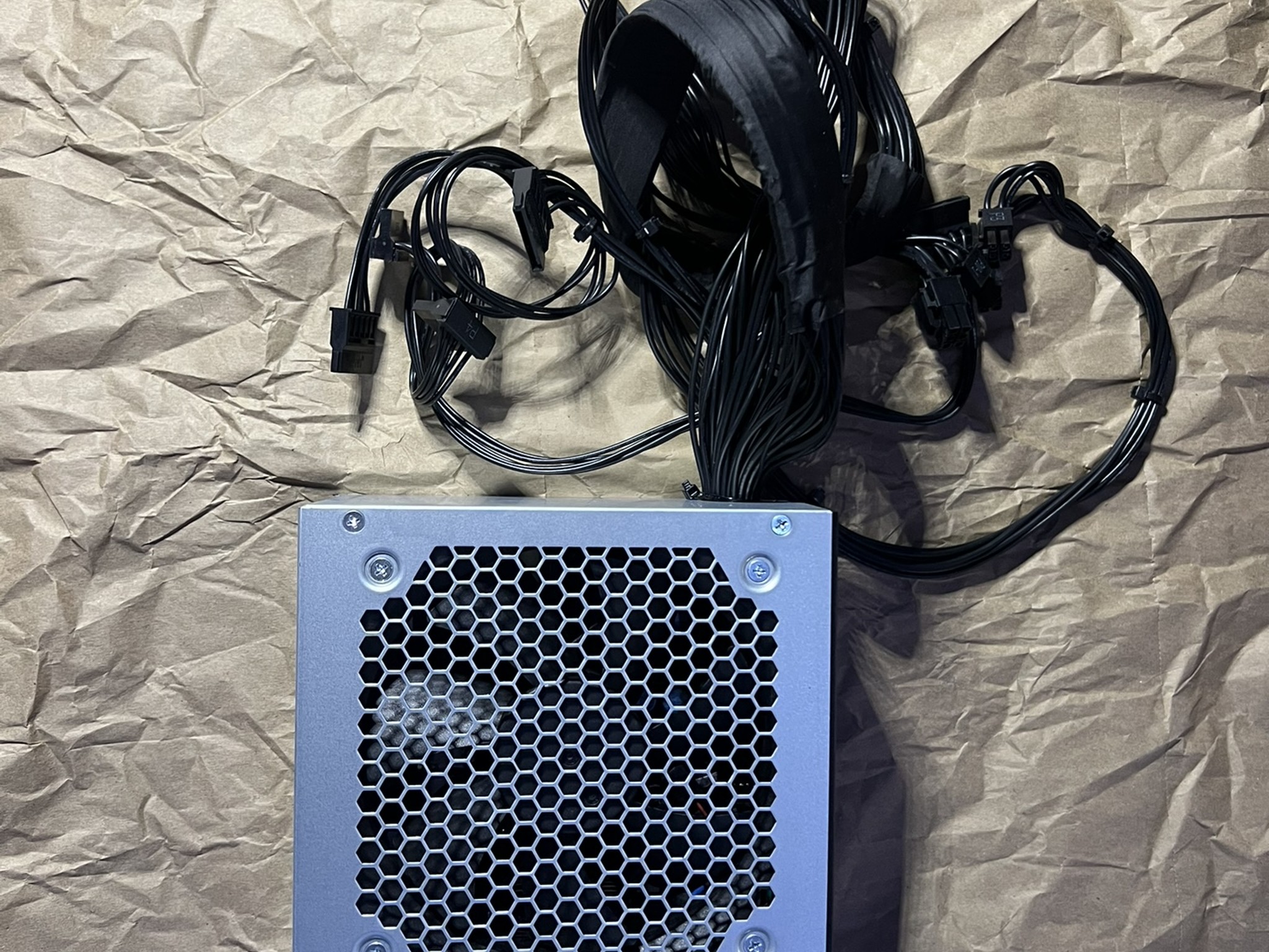 Cooler Master 600w Power Supply