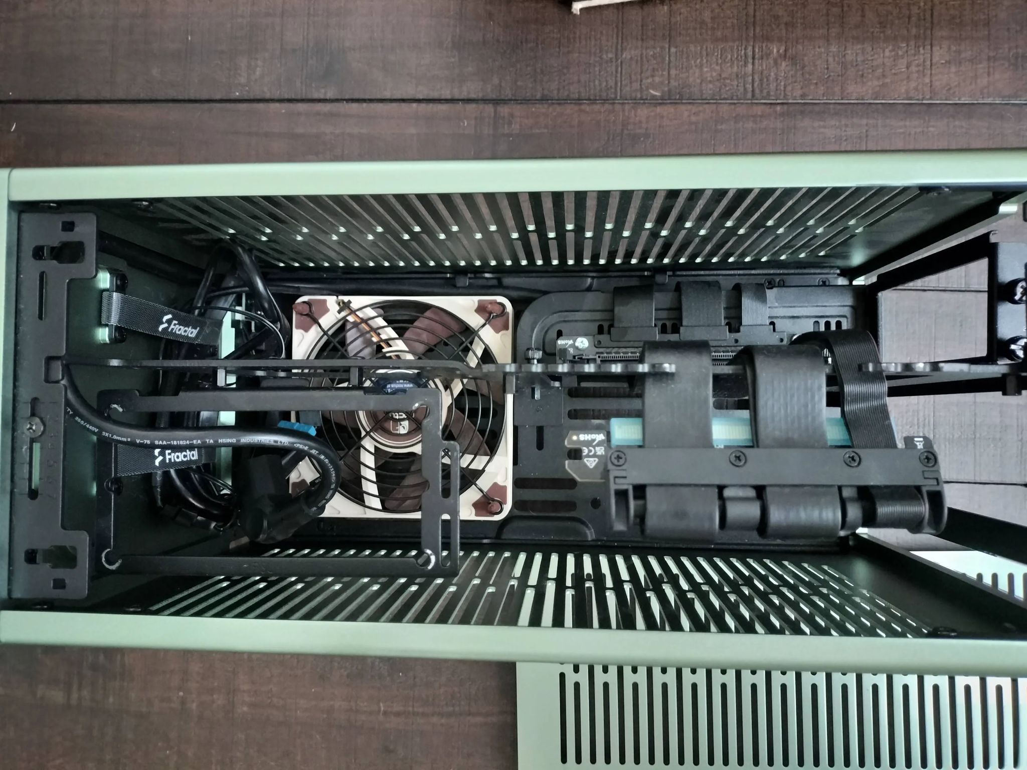 Fractal Design Terra Jade - Mini ITX Gaming case - [Noctua NF-A12x15 FLX included with Fan Guard]