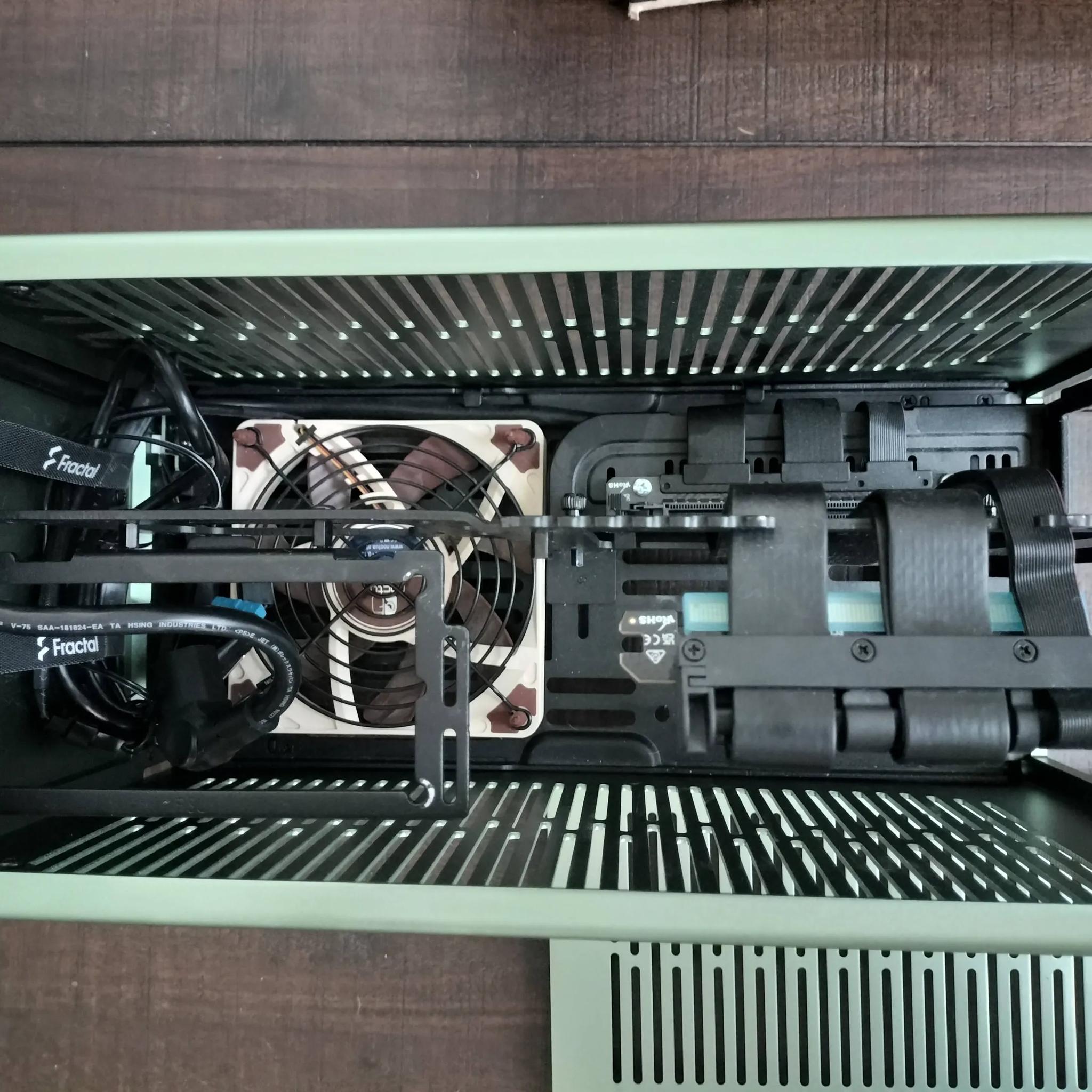 Fractal Design Terra Jade - Mini ITX Gaming case - [Noctua NF-A12x15 FLX included with Fan Guard]