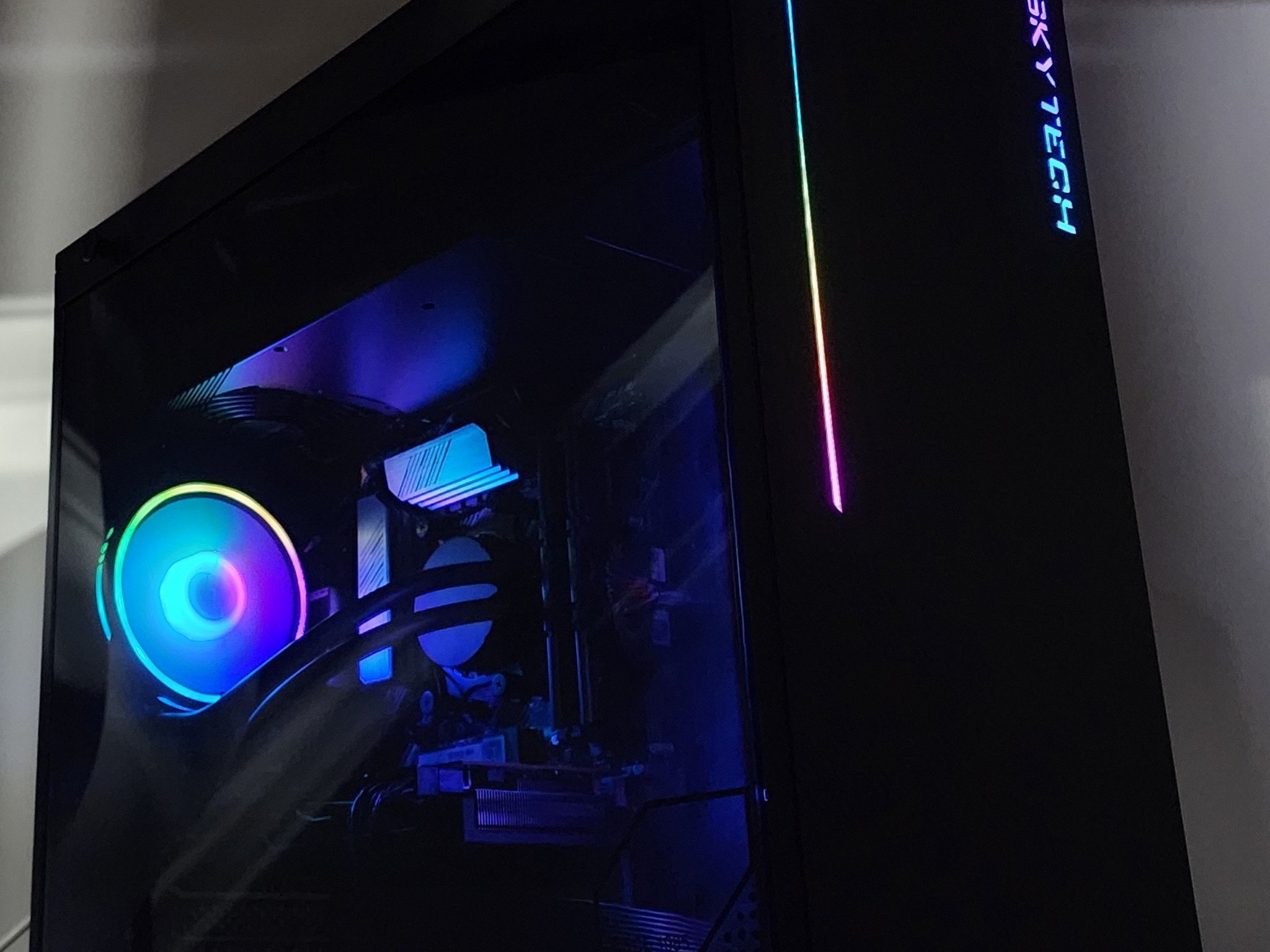 Gaming PC Ryzen 7 3700X 16GB RAM 512GB SSD RX 6700 10GB Windows 11 Computer