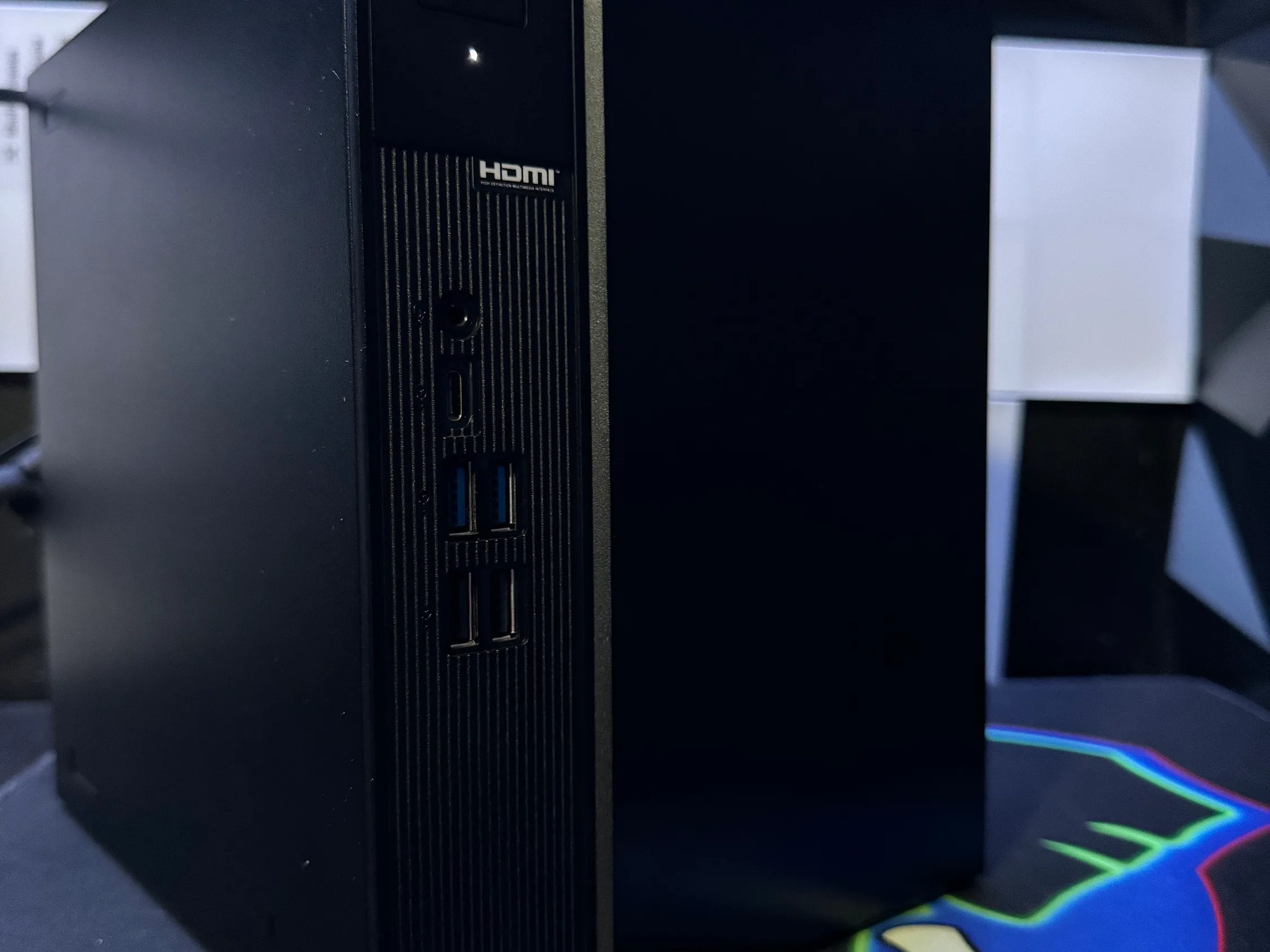 Mini Gaming PC Tusker Mini 4560 Ryzen 4500 RX 6600